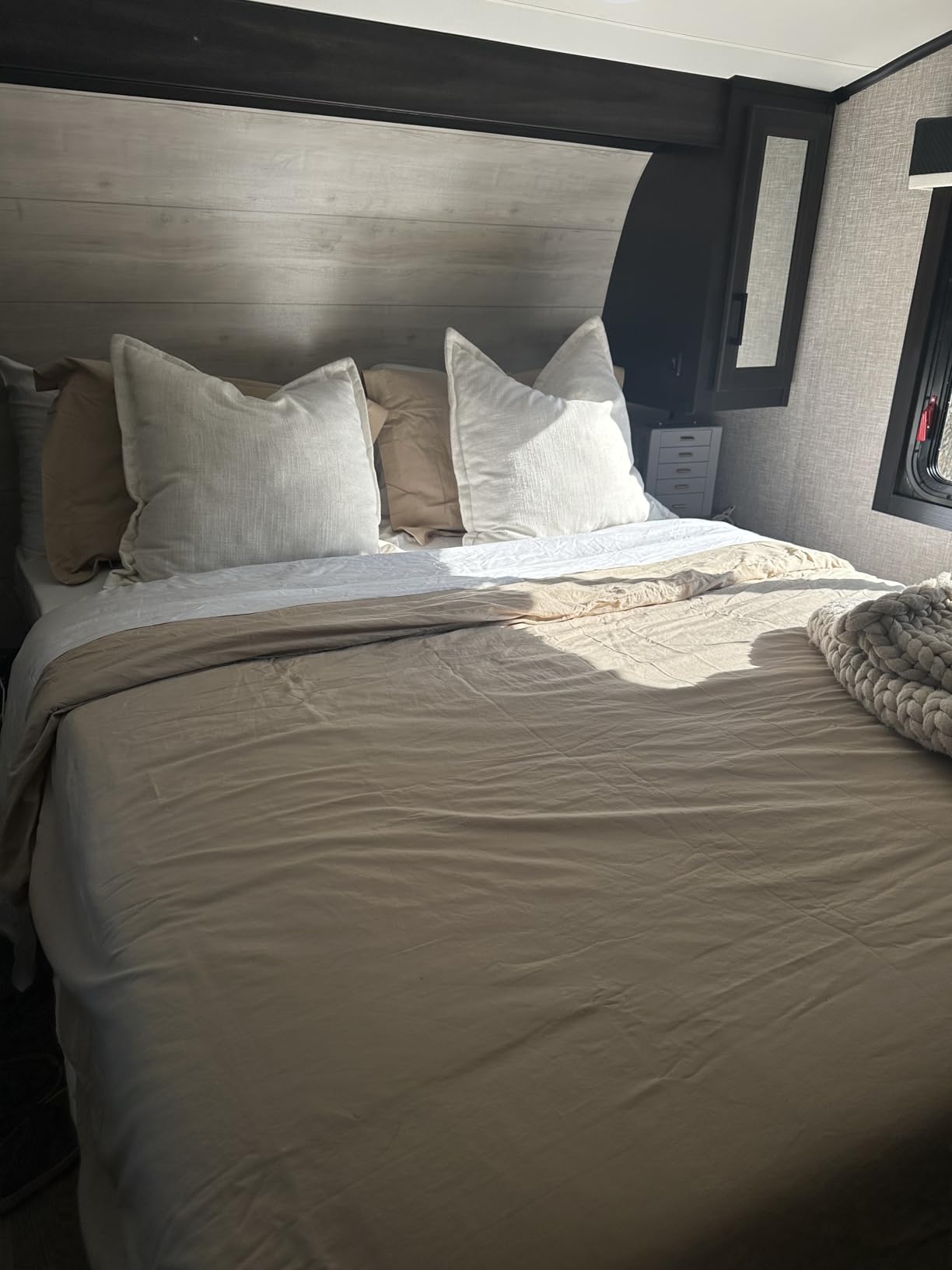 Love's cabin 4 Piece Queen Sheet Set, Cooling Sheets, 100% Rayon Derived from Bamboo, Breathable & Soft Queen Size Bed Set, Deep Pocket Up to 16in, Hotel Luxury Silky Bedding Sheets, Beige customer photo 2