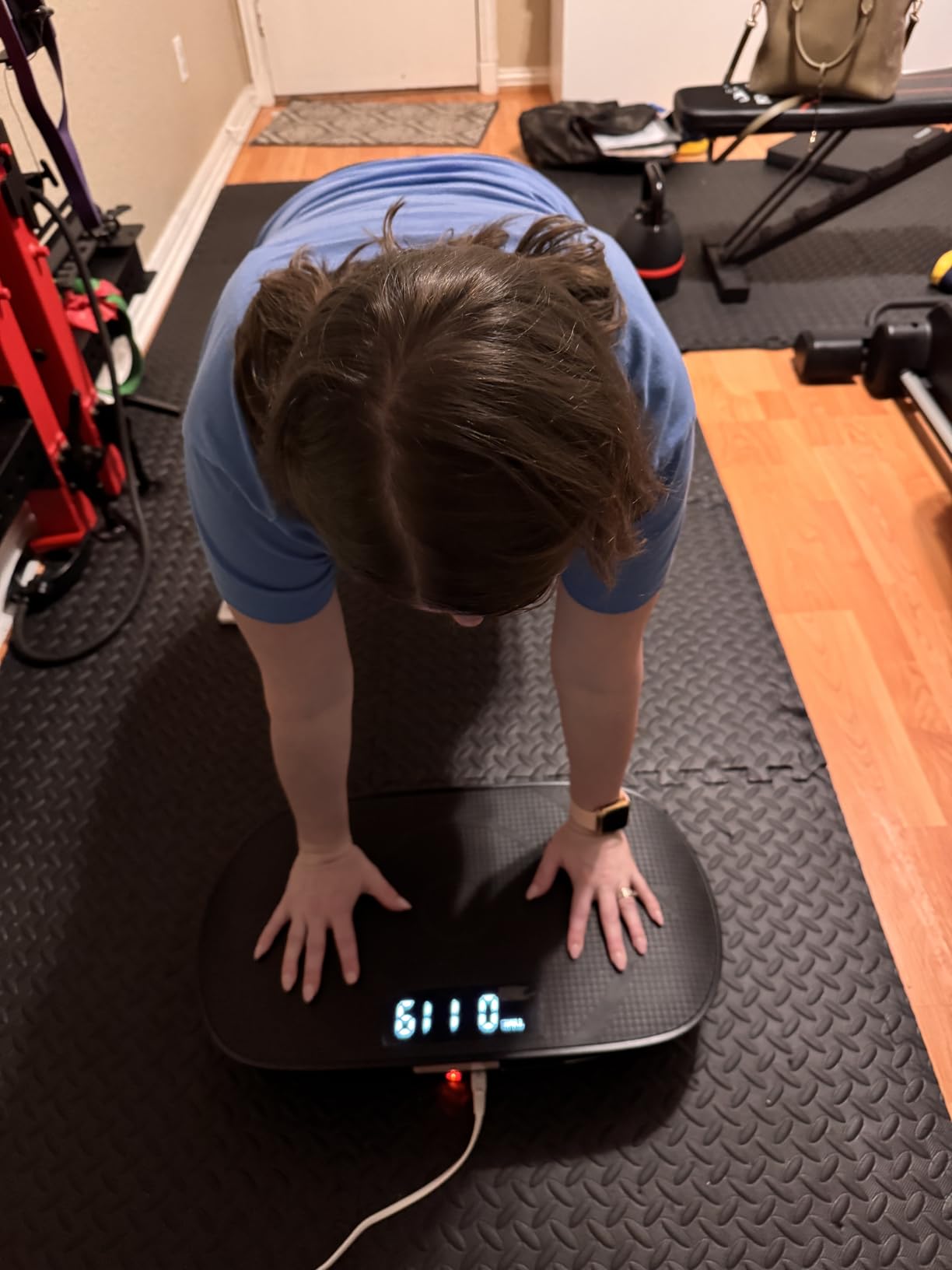 MERACH Vibration Plate Exercise Machine, Whole Body Workout Equipment for Women, Bluetooth and Silicone Pedal, Vibration Plate with Auto Mode, Vibrate Fitness Platform for Home customer photo 1