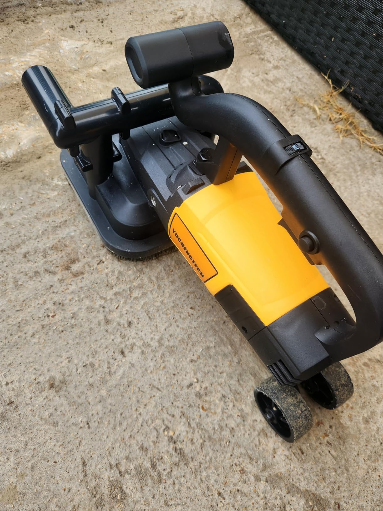 YUCHENGTECH 4-Head Concrete Grinder Set 4