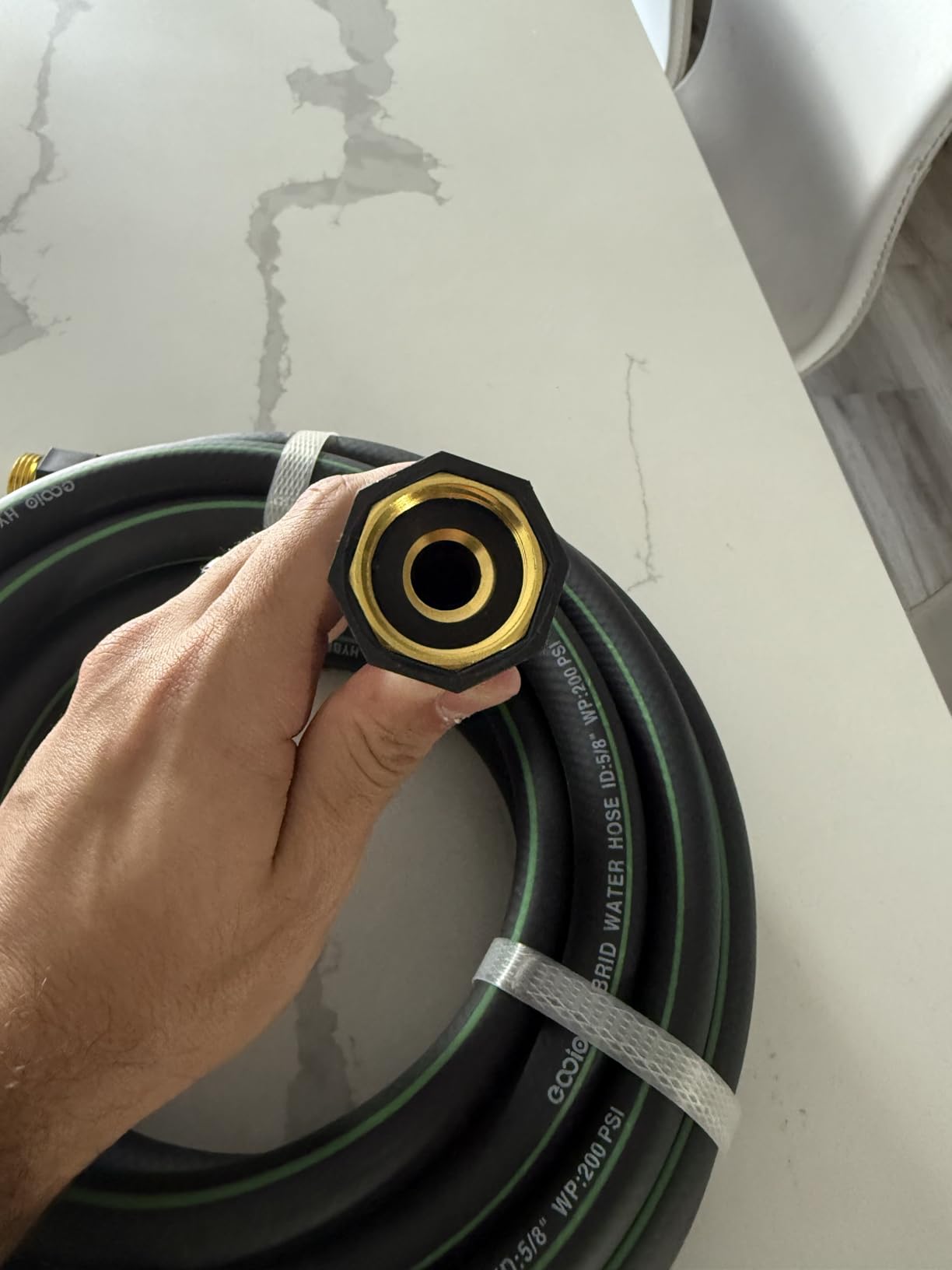 Heavy Duty Garden Hose 25ft, NON-EXPANDABLE Flexible Water Hose, Kink Resistant Lightweight Hybrid Hose, Leakproof Hose Male to Female Fittings customer photo 2
