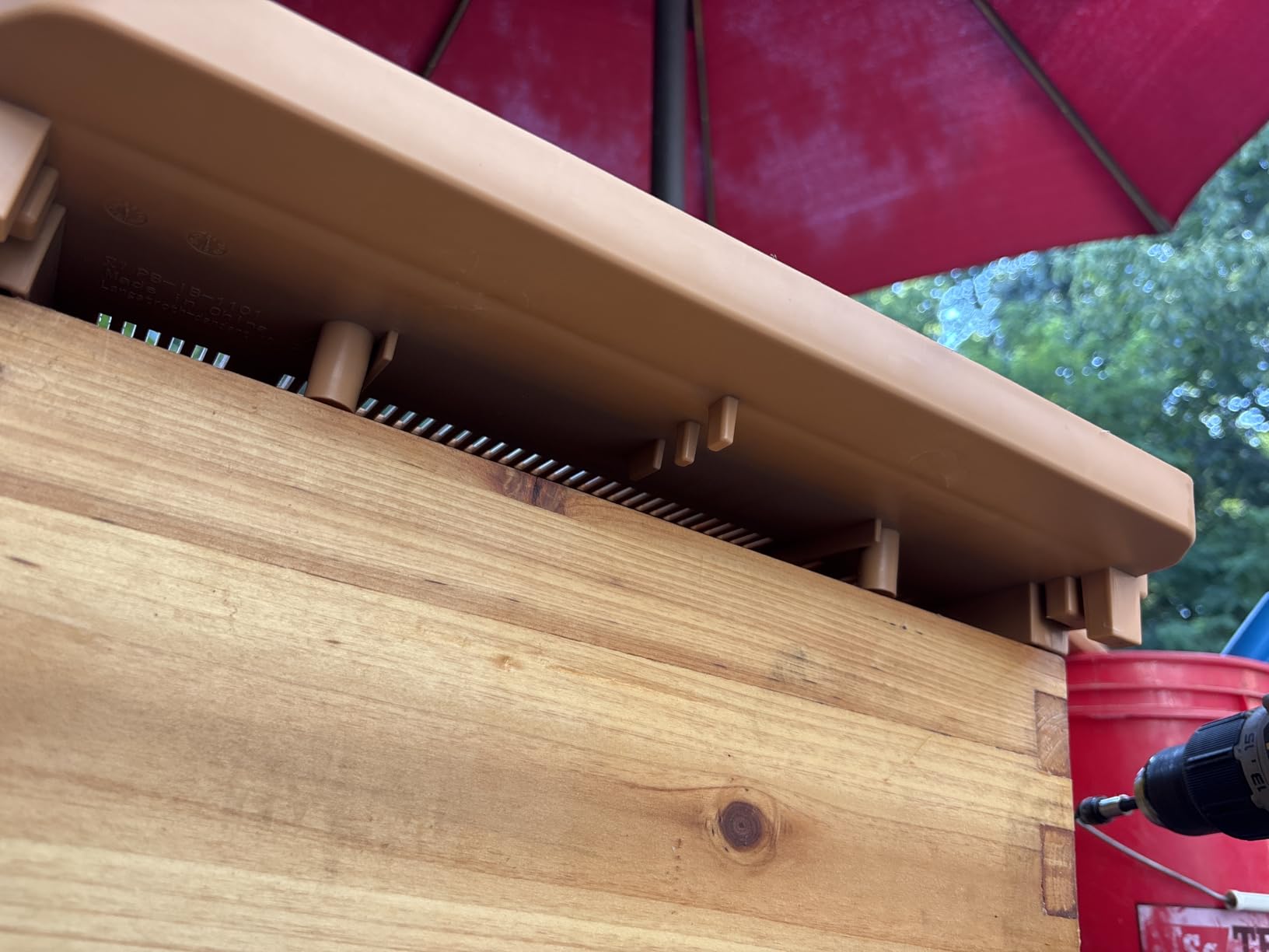 Premium Screened Bottom Board 10 Frames Langstroth Beehive Screen Bottom Board for Wooden Hives customer photo 1