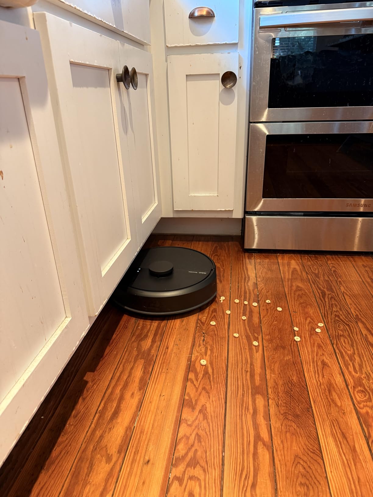Roomba 105 Combo Robot Vacuum & Mop - Easy to use, Intense Power-Lifting Suction, LiDAR Navigation, Multiple Cleaning Modes, Avoids Mopping Carpets, Self-Charging customer photo 1