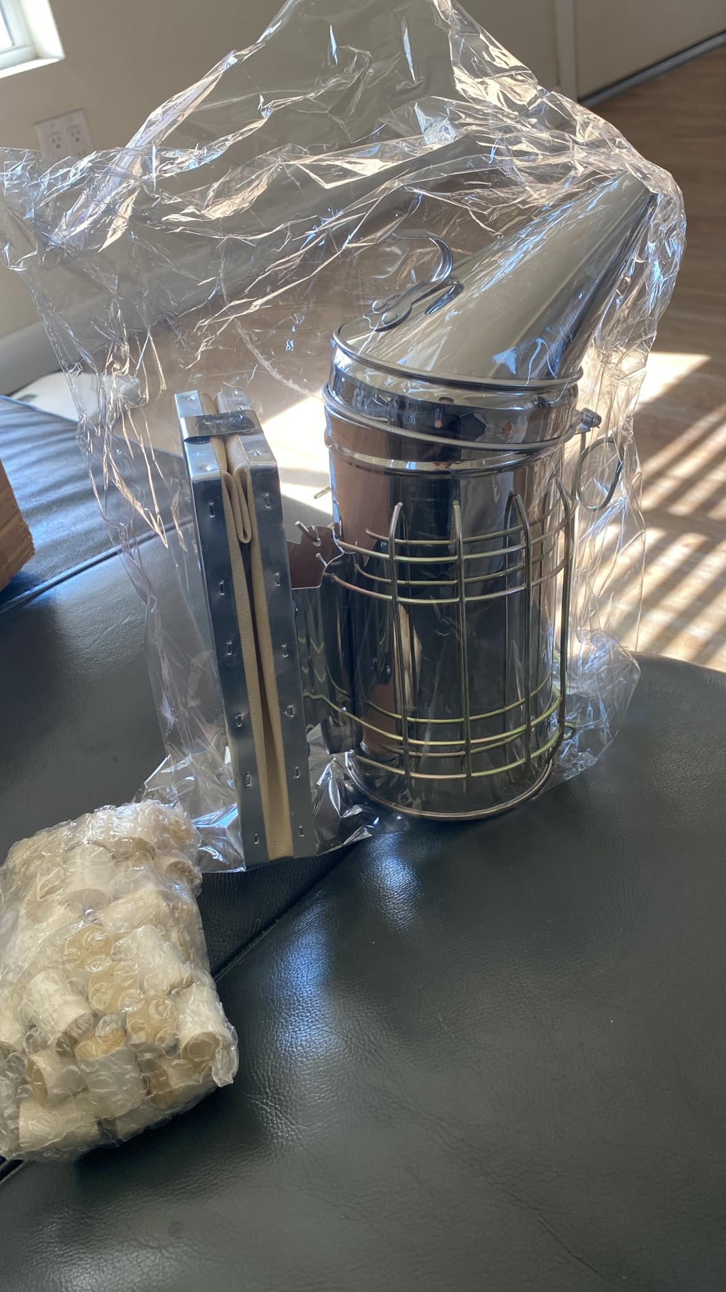 Bee Hive Smoker Kit - Stainless Steel Smoker with Heat Shield & 54 Smoking Pellets customer photo 1