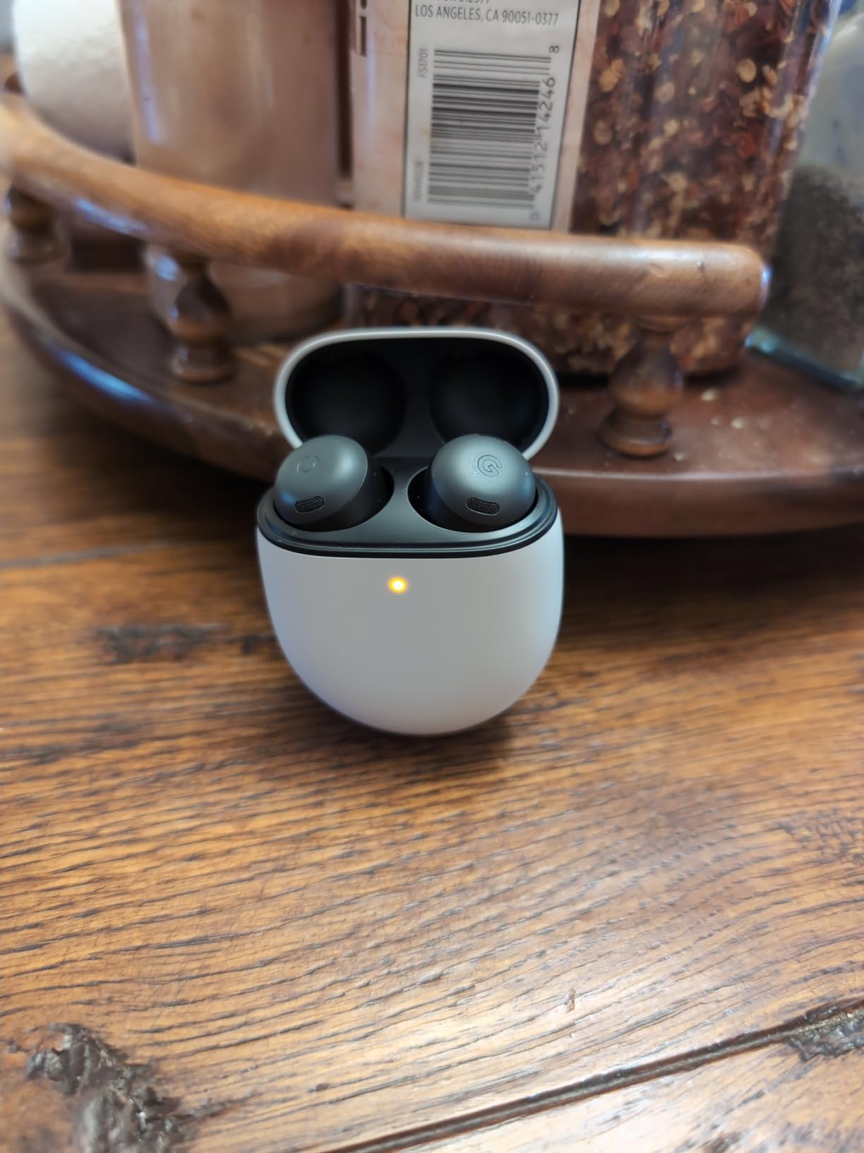 Google Pixel Buds Pro - Noise Canceling Earbuds - Up to 31 Hour Battery Life with Charging Case - Bluetooth Headphones - Compatible with Android - Porcelain (Renewed) customer photo 1