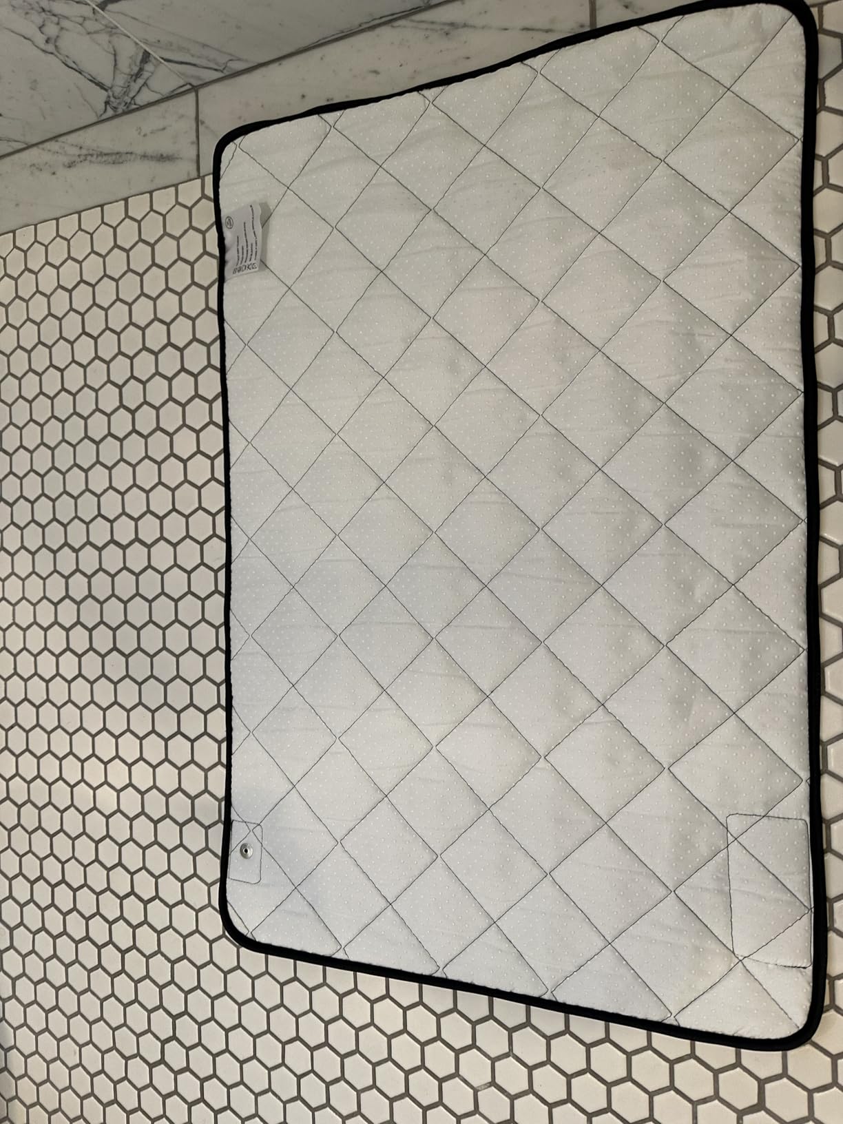 Premium Grounding Mat for Feet, Soft Cotton & Silver Fiber, Comfort for Sleep & Wellness, Grounding Pad for Anti-Aging & Inflammation, Grounding Mat for Bed and Desk (24x16 Inches) customer photo 1