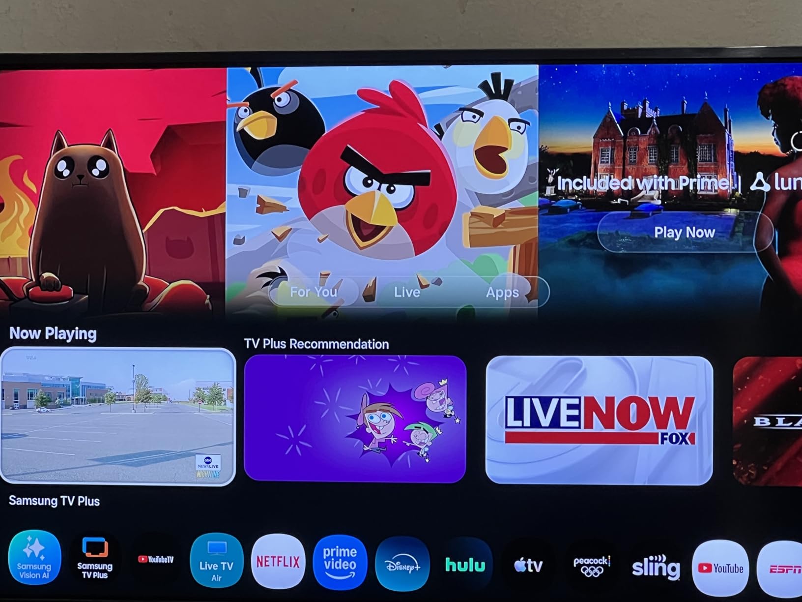 43-Inch Class QLED Q8F 4K UHD Smart TV (2025 Model) Q4 AI Processor, 100% Color Volume with Quantum Dot, AirSlim Design, Endless Free Content, Samsung Vision AI, Alexa Built-in customer photo 2