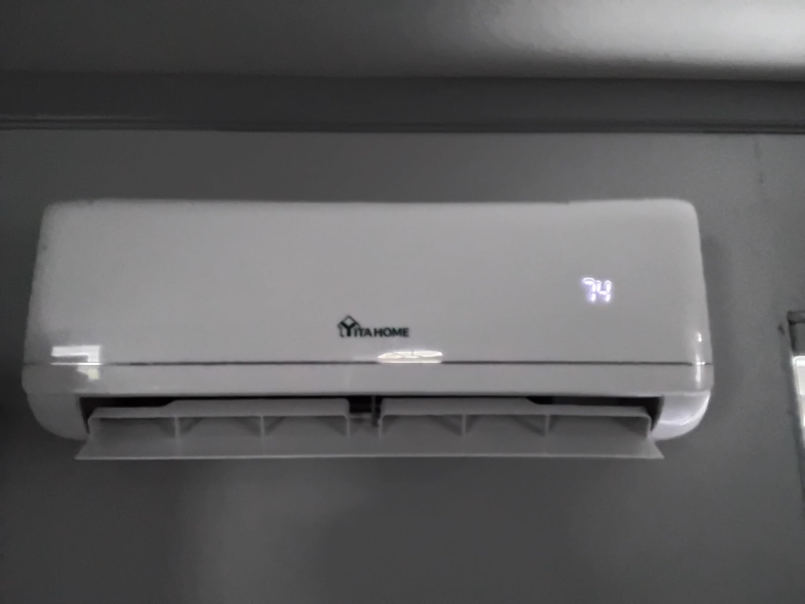 YITAHOME 21 SEER2 12000 BTU Mini Split Air Conditioner Heat Pump System, Wifi Enabled 208-230V Inverter Ductless AC Cool Up to 750 Sq. Ft, Compatible with Alexa, Complete Installation Kit, White customer photo 1