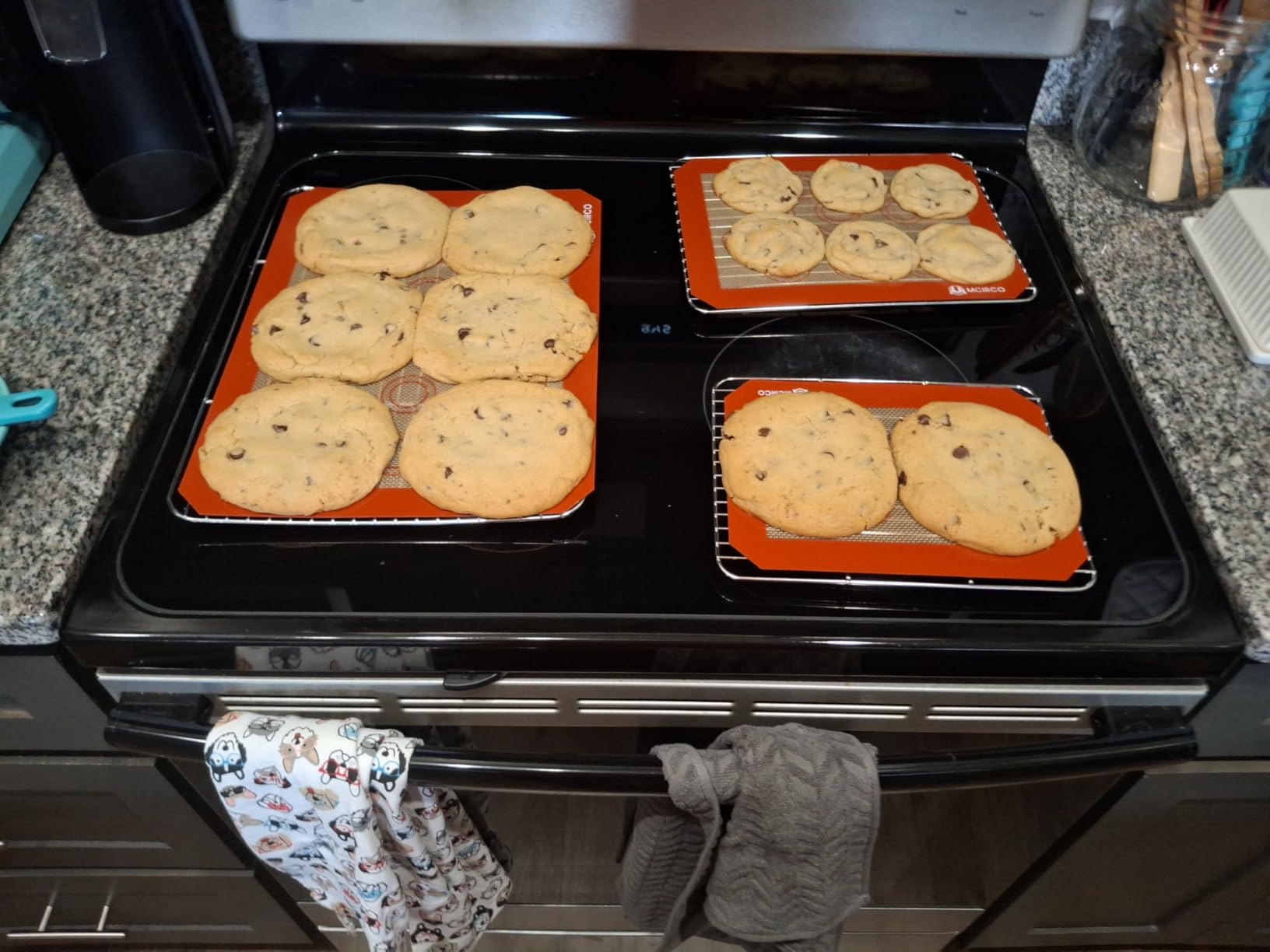OXO Good Grips Non-Stick Pro Ceramic Coated Metal Bakeware 3-Piece Sheet Pan Set - Storm Blue customer photo 1