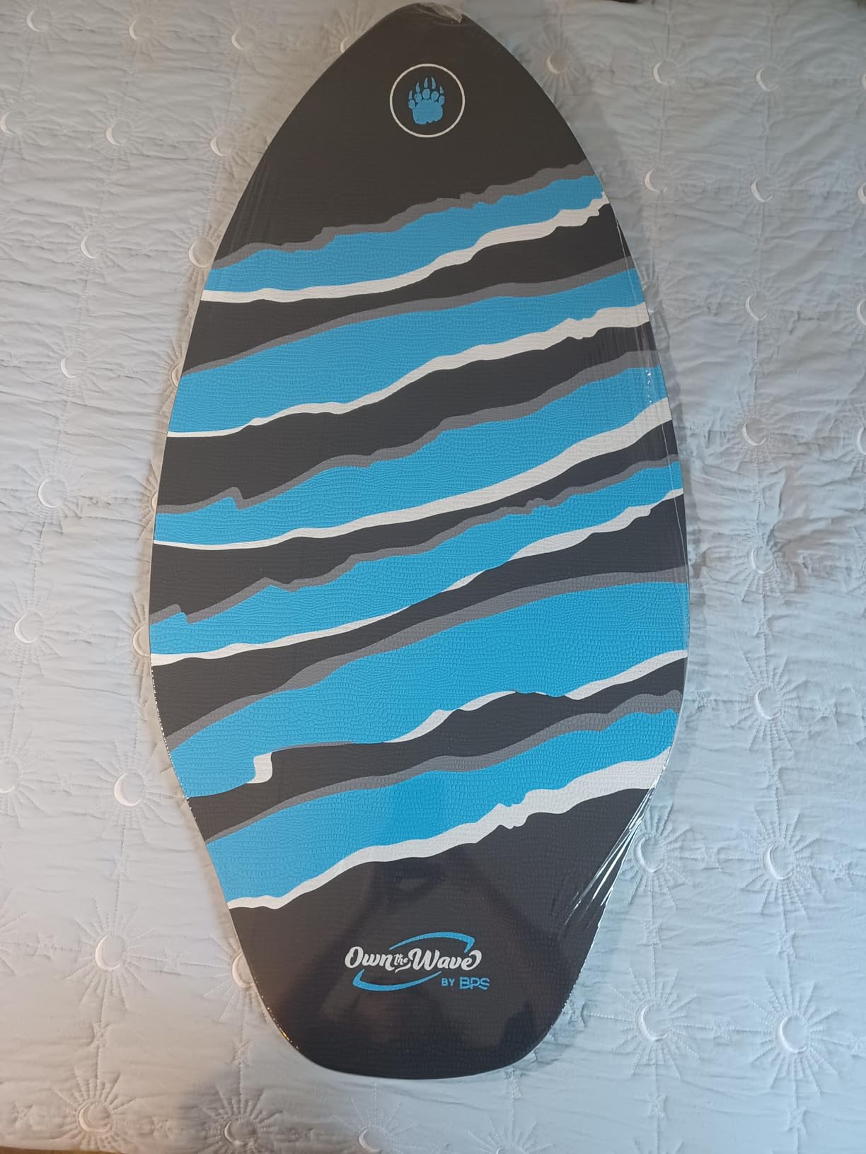 Own the Wave Black Claw Strike 40