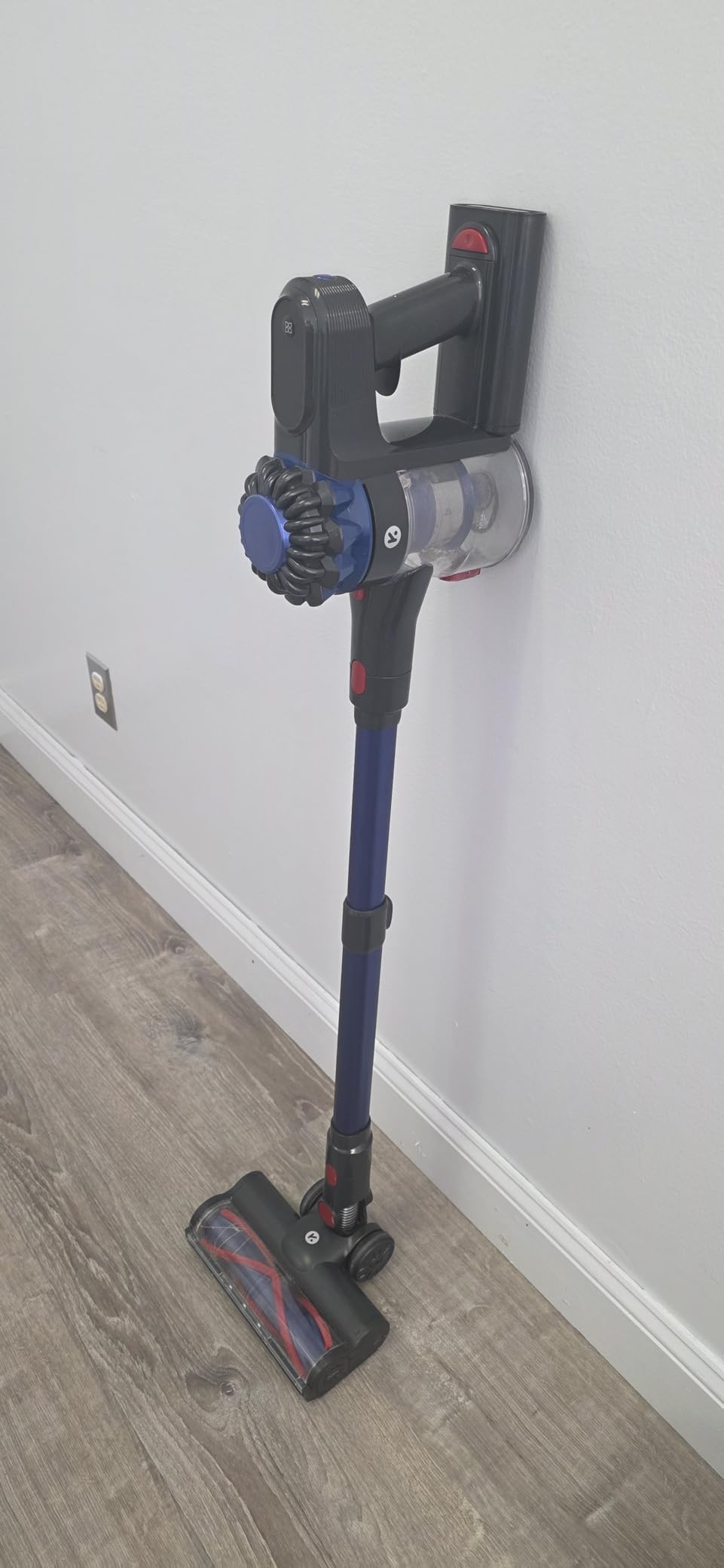 Cordless Vacuum Cleaner, 500W/40Kpa Vacuum Cleaners for Home, 60Mins Stick Vacuum with LED Display, Anti-Tangle & Wall Mount Charging, 8 in 1 Lightweight Vacuum for Hard Floors Carpet Pet Hair customer photo 2