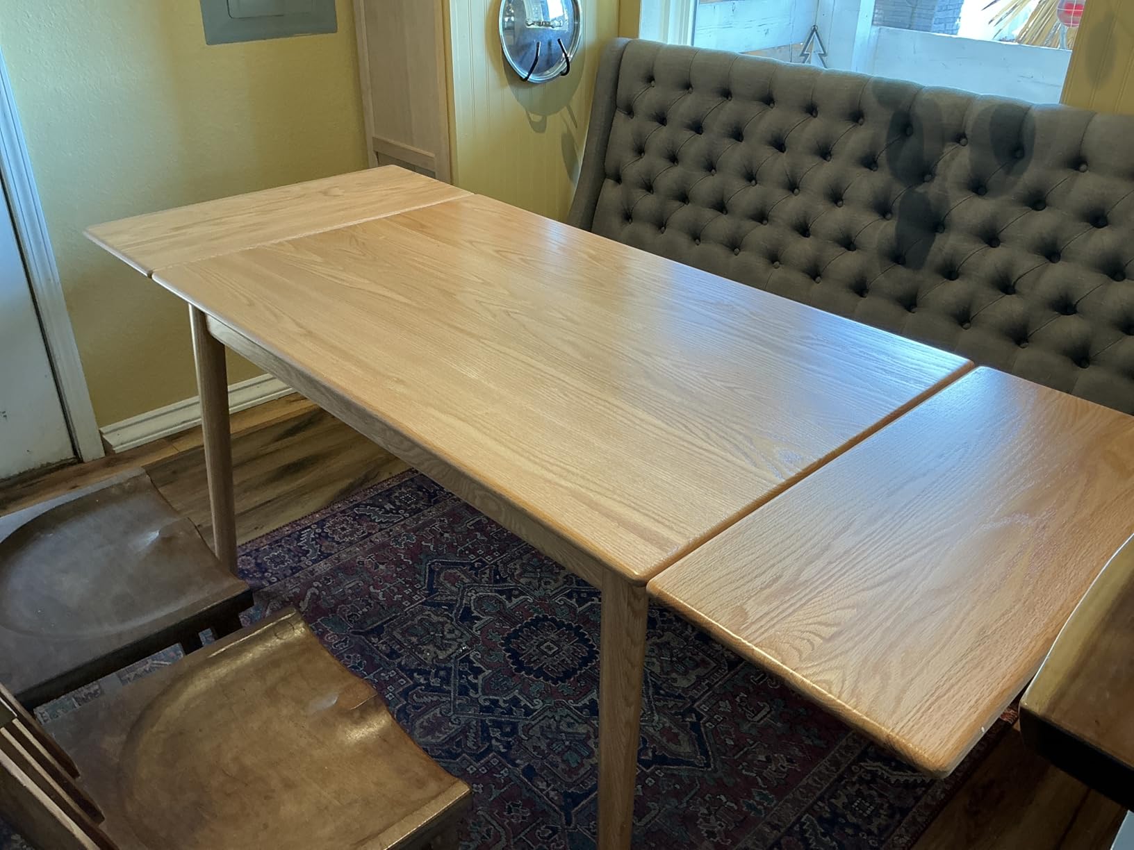 49.21-76.77 Extendable Dining Room Table for 6-10 Person, 100% Solid Wood Oak Dinner Kitchen Table, Mid Century Modern Dining Table for Kitchen, Living Room, Apartment (Natural) customer photo 2