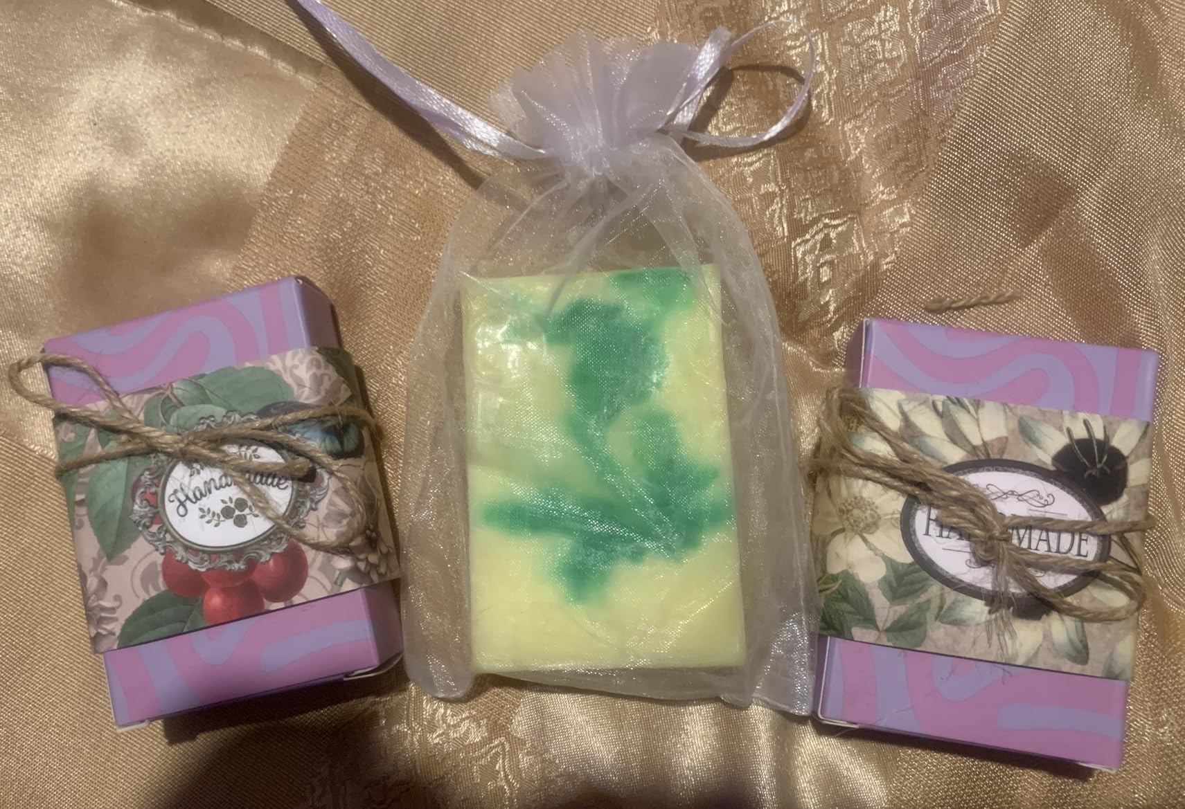 GOAT MILK SOAP MAKING KIT for Adults - 2lb Pre-Cut Base, 6 Colors, 6 Scents, Silicone Mold, Pitcher & Gift Boxes - All-in-One DIY Soap Kit with Supplies customer photo 2
