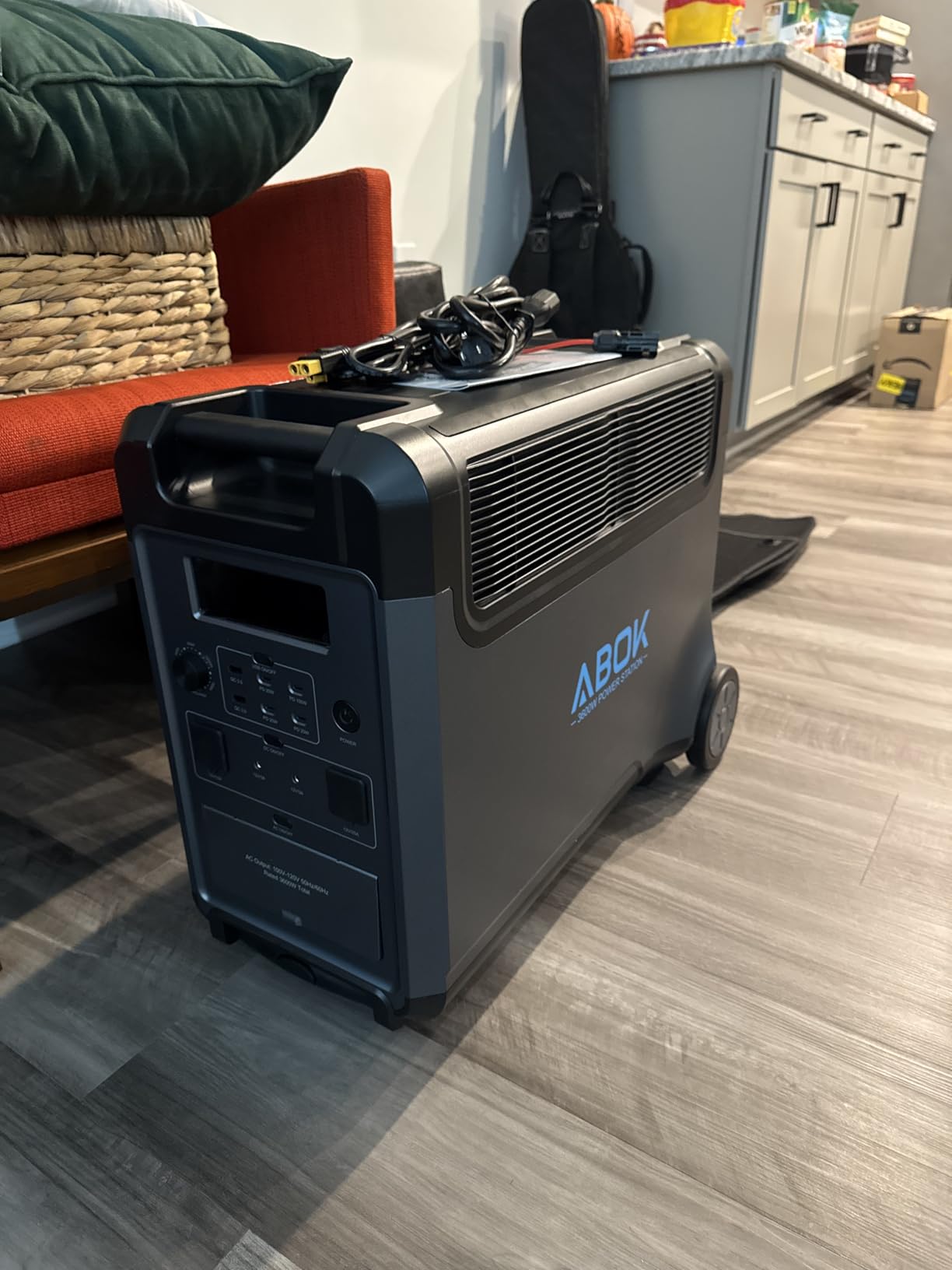 Geneverse Ark3600 Portable Power Station 3600W, 3840Wh LiFePO4 Battery | Expandable to 11520Wh, 3H Fast Charge, 15 Outlets, UPS 10ms, Home Backup customer photo 1