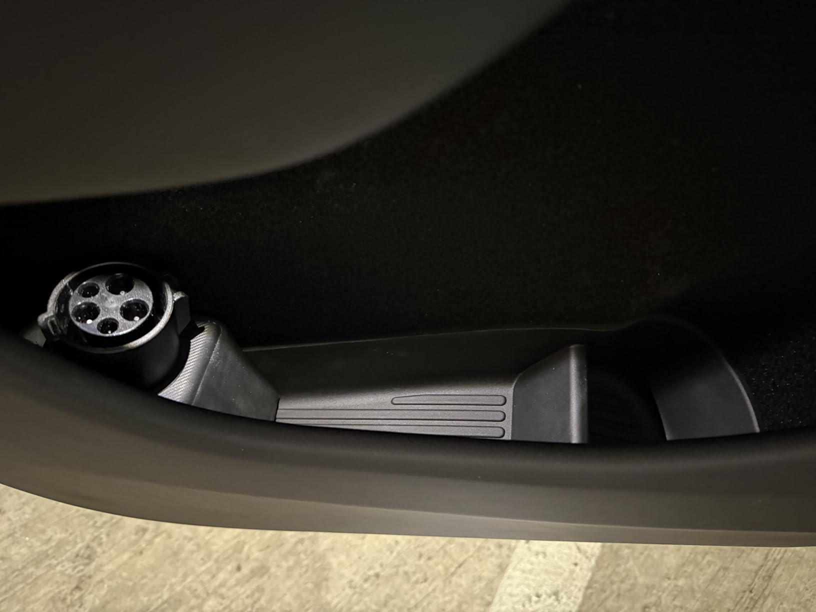 Motrobe Tesla Model Y Juniper Trunk Organizer - TPE Waterproof Rear Trunk Storage Boxes customer photo 2