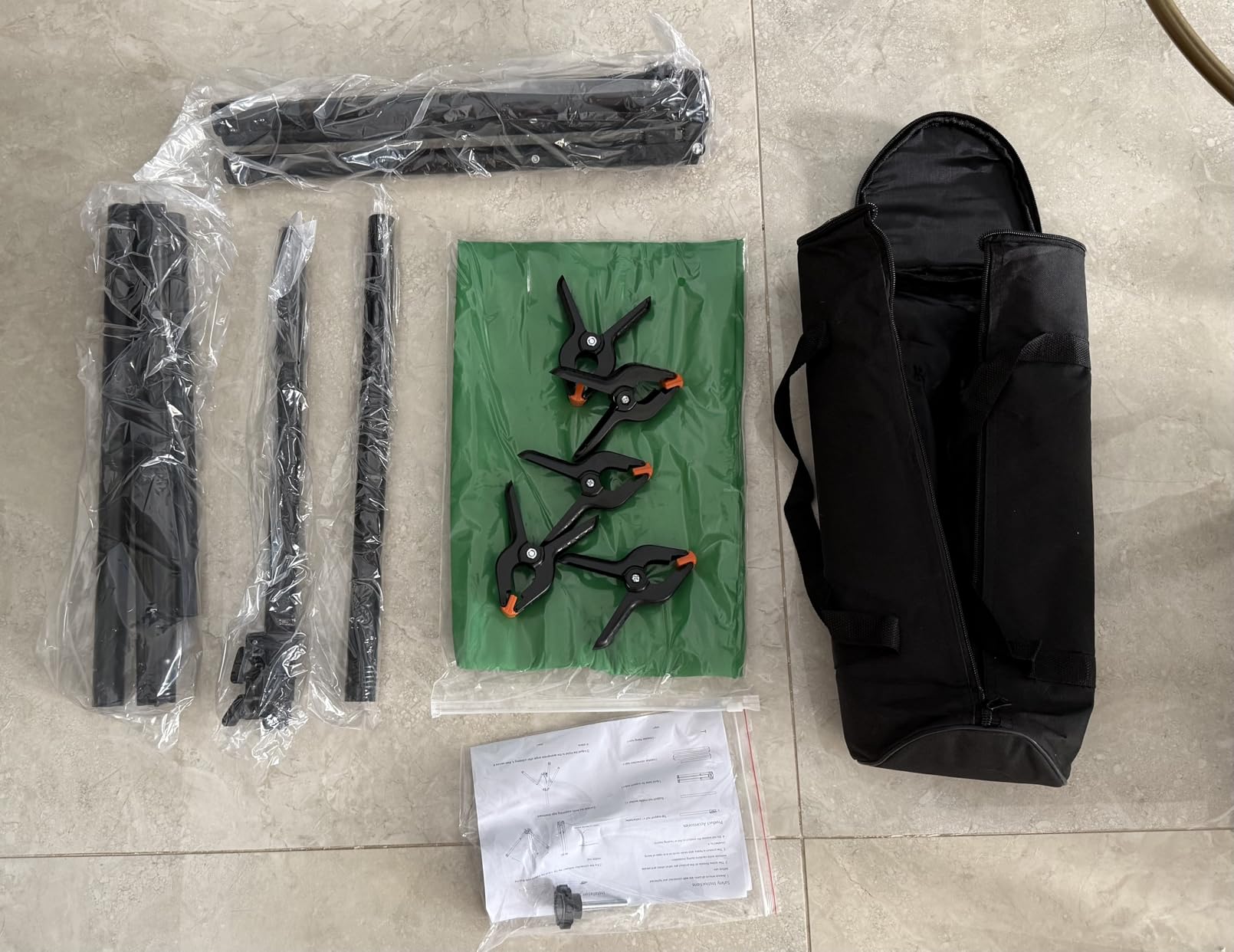 Green Screen Backdrop Kit, 5×7ft Portable Greenscreen Background with Adjustable T-Shaped Stand, 5 Clamps, Carrying Bag for Parties, Streaming, Photography, Zoom, Gaming, Video Studio customer photo 1