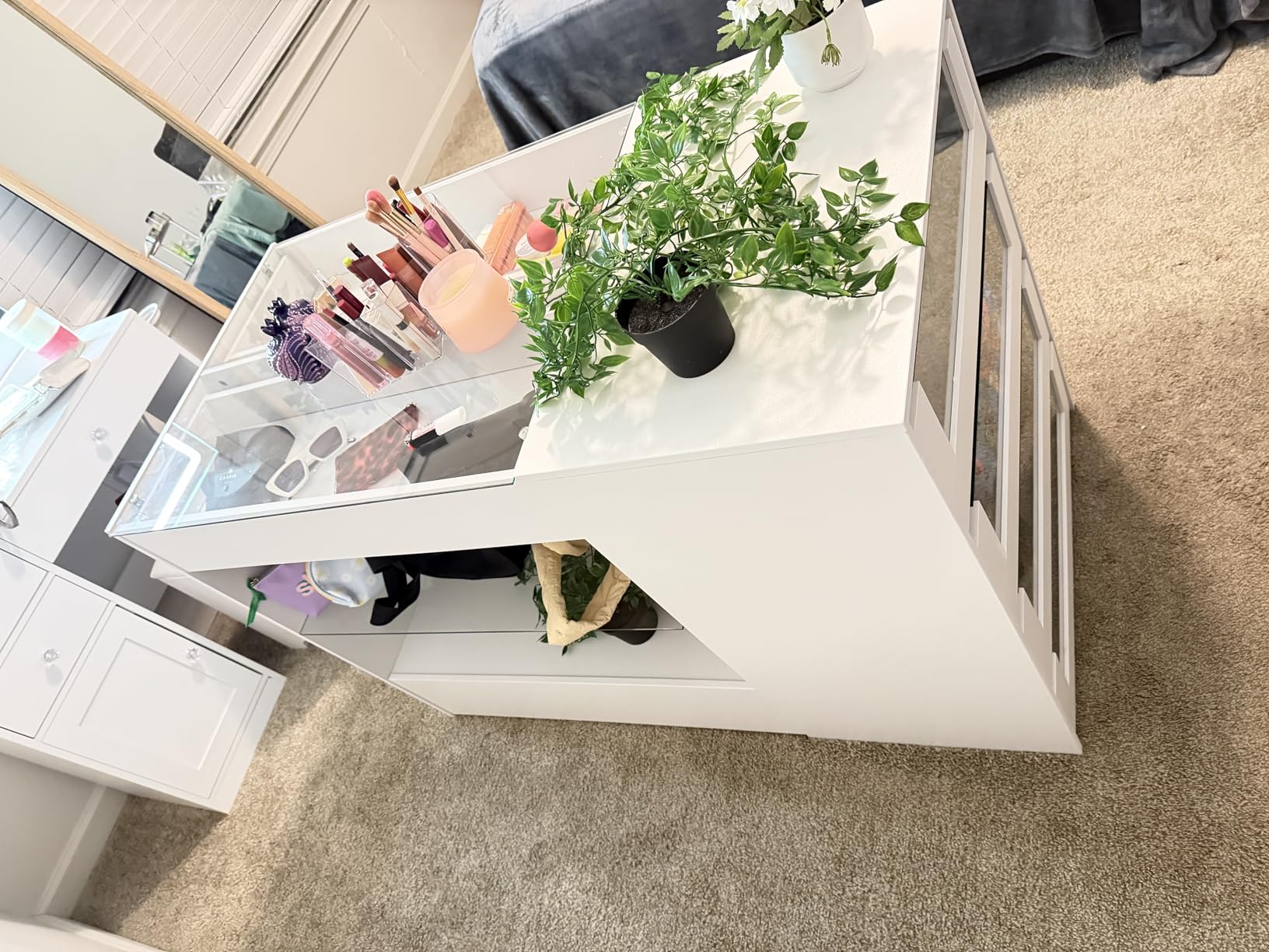 FUFU&GAGA Closet Island with Glass Top & 8 Drawers for Walk in Closet, Jewelry Display Cabinet Island with Glass Shelf, for Store Dressing Room Shop, 47.2''W x 23.6''D x 31.5''H customer photo 1