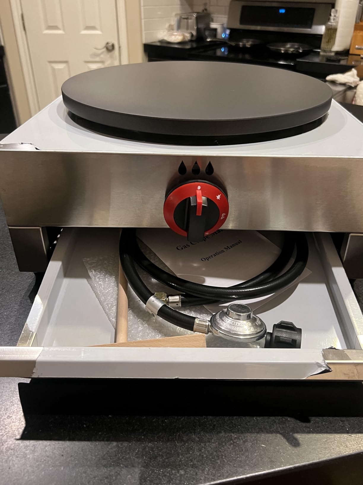 Commercial Gas Crepe Maker 16-Inch Crepe Machine Adjustable Temperature Control Nonstick Stainless Steel Pancake Griddle Machine for Kitchen customer photo 2