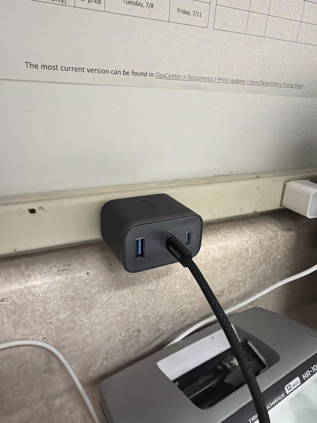 Anker Nano Charger, Ultra-Fast 70W Output 3-Port USB C Charger Block, Fast Charging, Compact for iPhone 17/16 Series, MacBook, iPad, Pixel, Galaxy customer photo 1