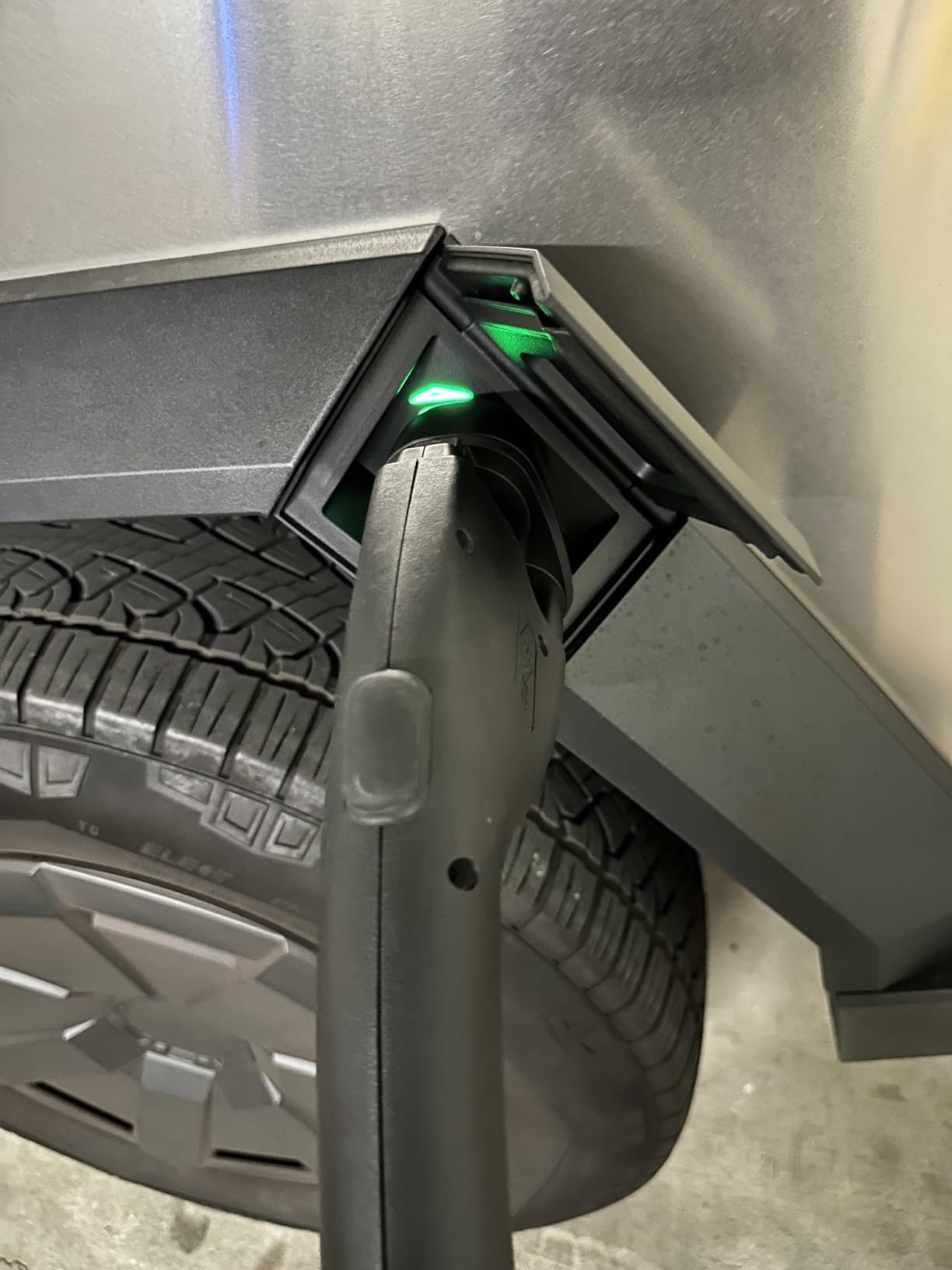 Raylix Upgraded CCS1 to Tesla Adapter, for All Tesla Models(2021-2026) & Next-Gen NACS EVs, 250kW SuperFast Charging Adapter, CCS to NACS, Only Work with DC Level 3 Charging Stations with CCS1 Plug customer photo 2