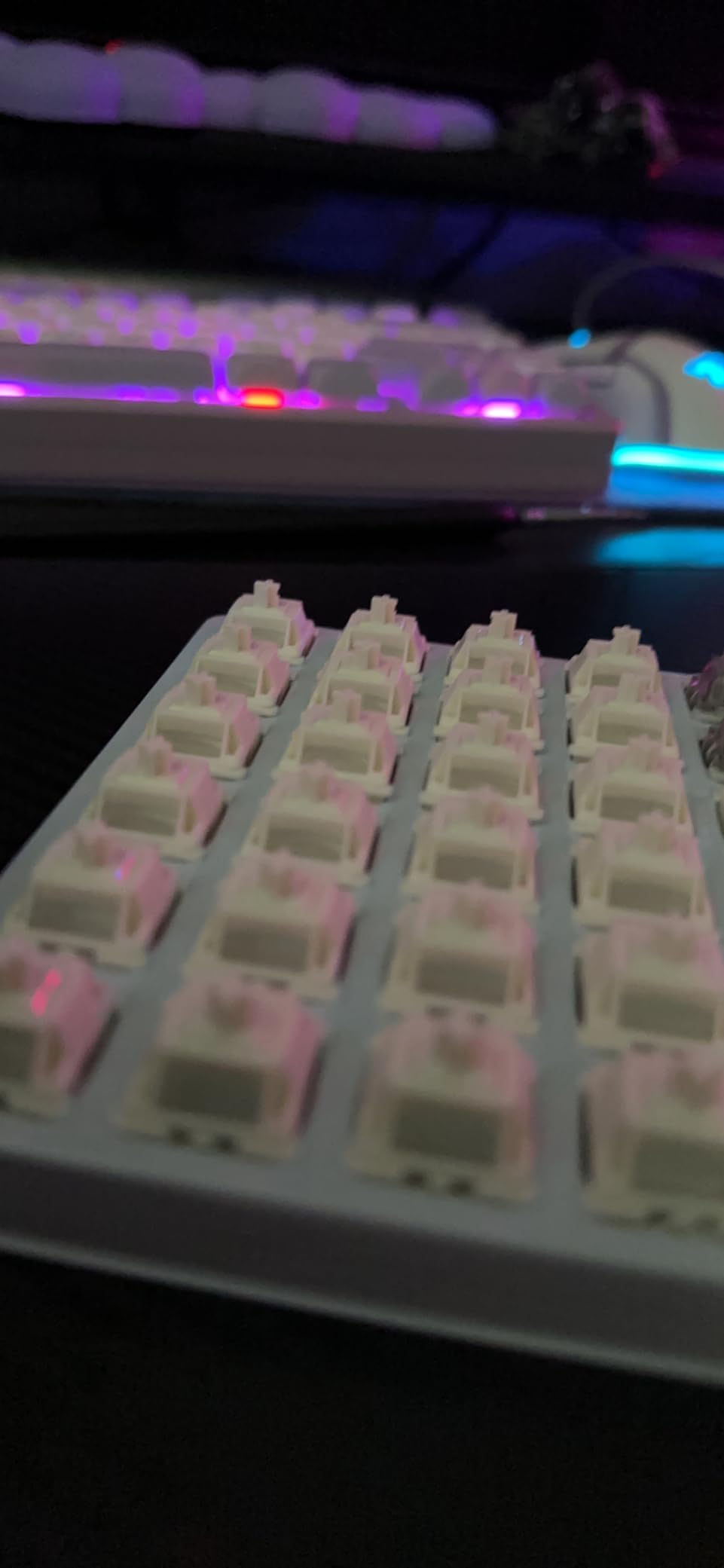 kutethy GATERON Creamy Keyboard Switches, RGB LED Heavy Tactile 5 Pin Pre-lubed 45gf Switches for MX Mechanical Keyboard (108PCS) customer photo 1