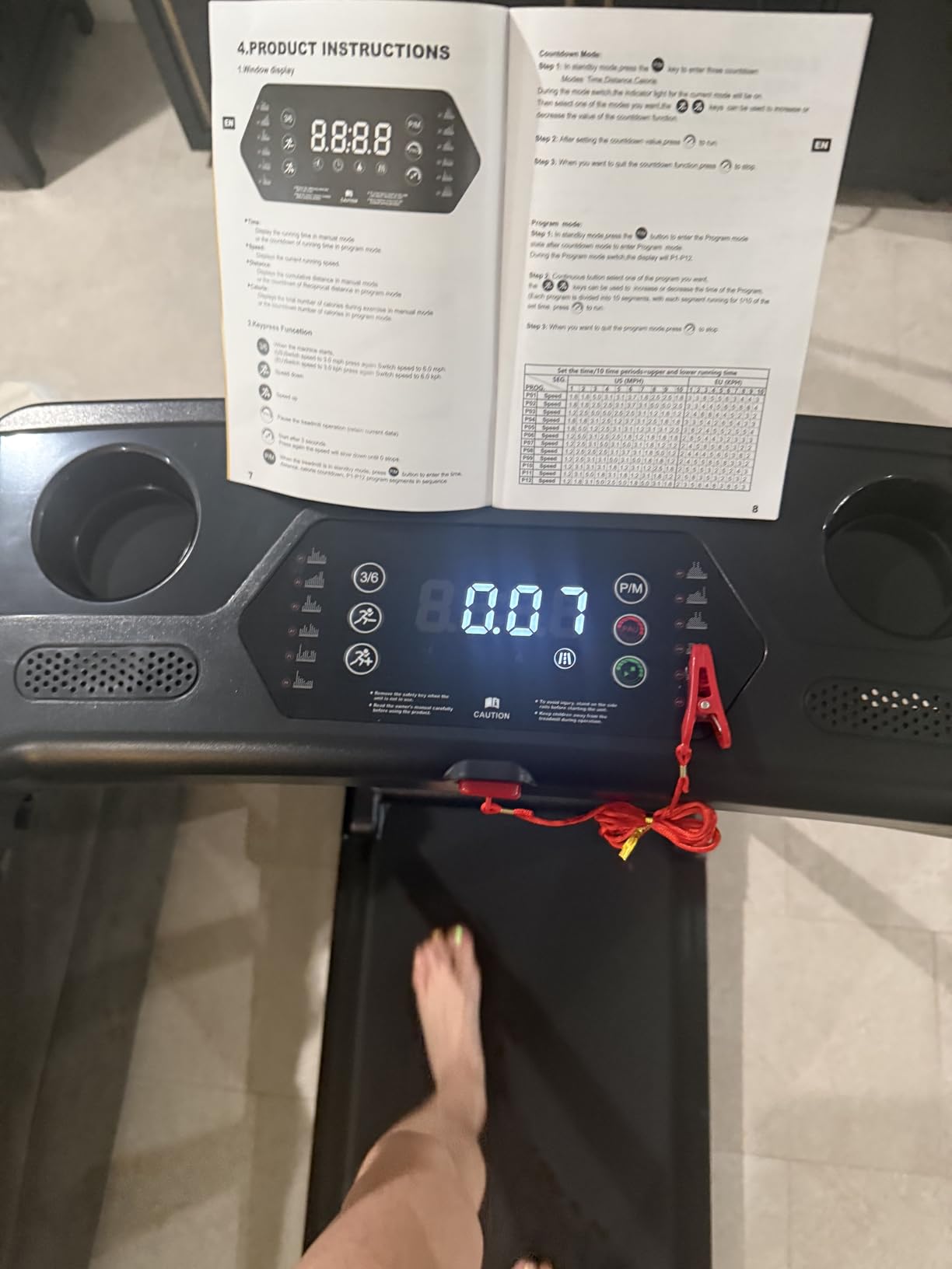 Treadmill with Incline,3.0HP Small Treadmills for Home,Portable Electric Treadmill with Handles,Lightweight Walking Pad,Compact Running Treadmills,Walking Pad with Handle,300LBS Capacity customer photo 1