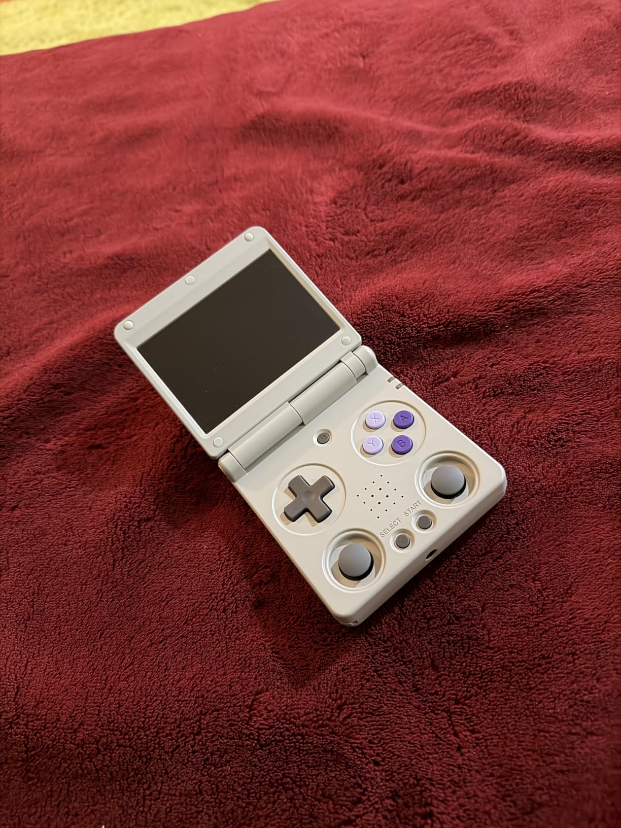 Anbernic RG34XXSP Retro Gaming Console - Flip Design, 3.4'' IPS Screen 720x480, 64G TF Card with 5000+ Games, Portable Handheld, 3300mAh Battery, WiFi HDMI Bluetooth (Indigo 64G) customer photo 2