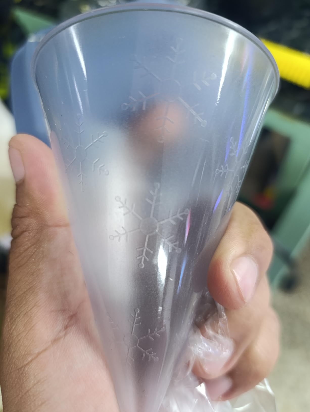 Elite Gourmet Snow Cone & Shaved Ice Maker, ESI2215P, Refreshing Slushies, Margaritas, Boba Drinks, Snow Cone & Holder and Ice Mold, Use Cubed & Bagged Ice, Stainless Steel Shaving Blade, Periwinkle customer photo 2