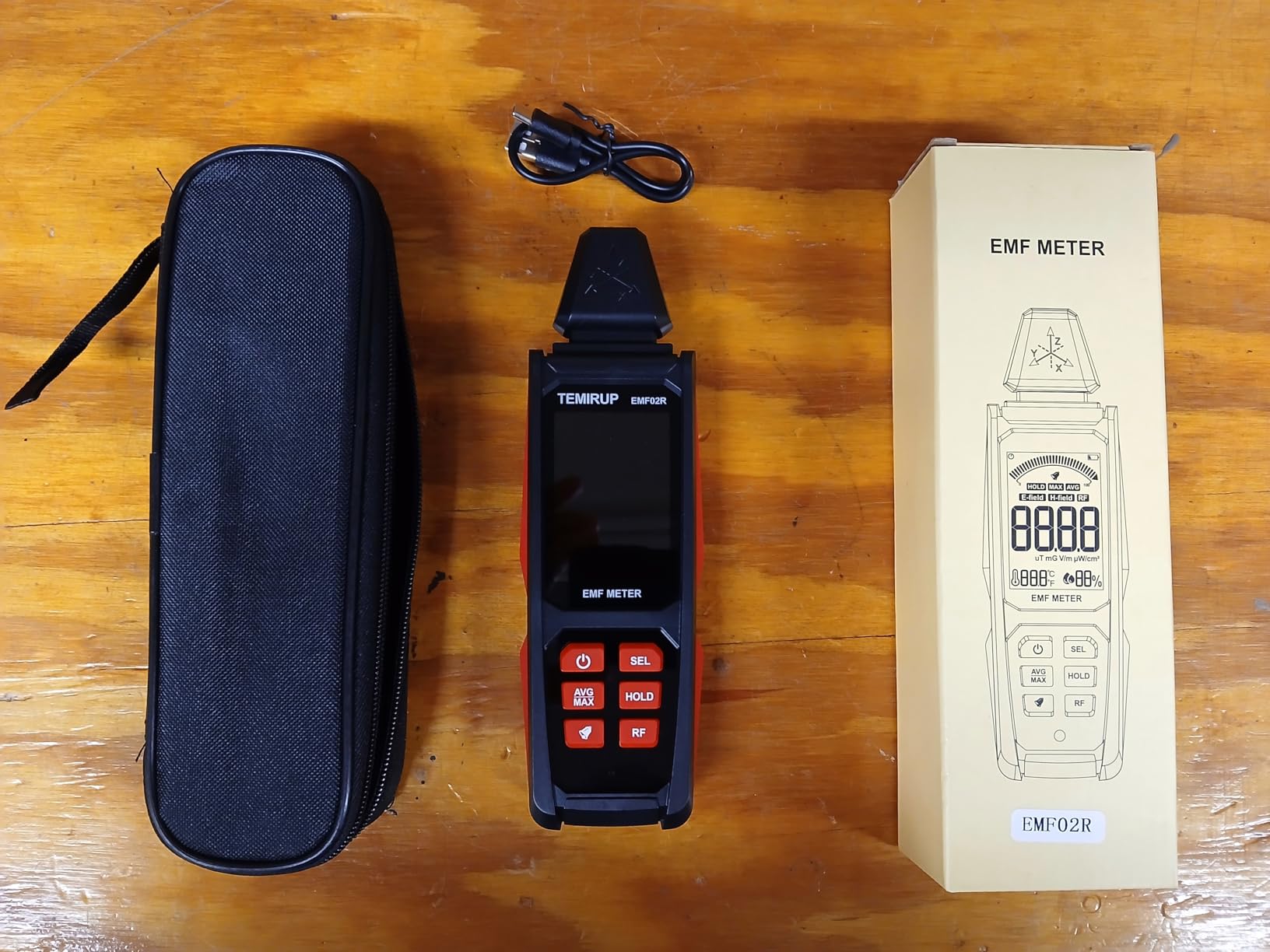 TEMIRUP 5 in 1 Handheld EMF Meter Radiation Detector, Detects EF, RF, MF, WiFi Signal, Temperature, Humidity with Color LCD customer photo 2