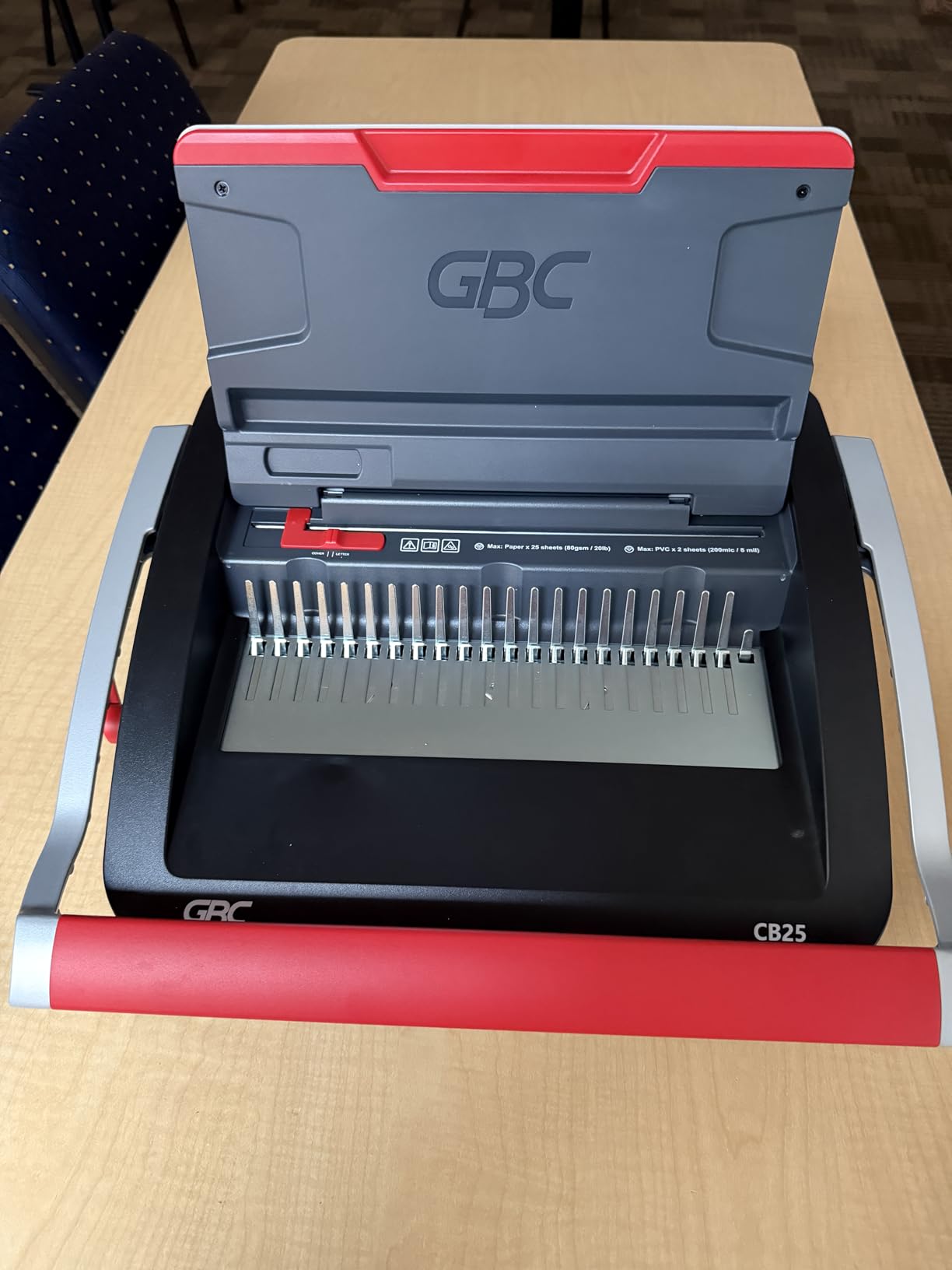 GBC Binding Machine, CB25E CombBind Electric Punch and Bind Machine, Punches 25 Sheets, Binds 500 Sheets (WSM200027) customer photo 1