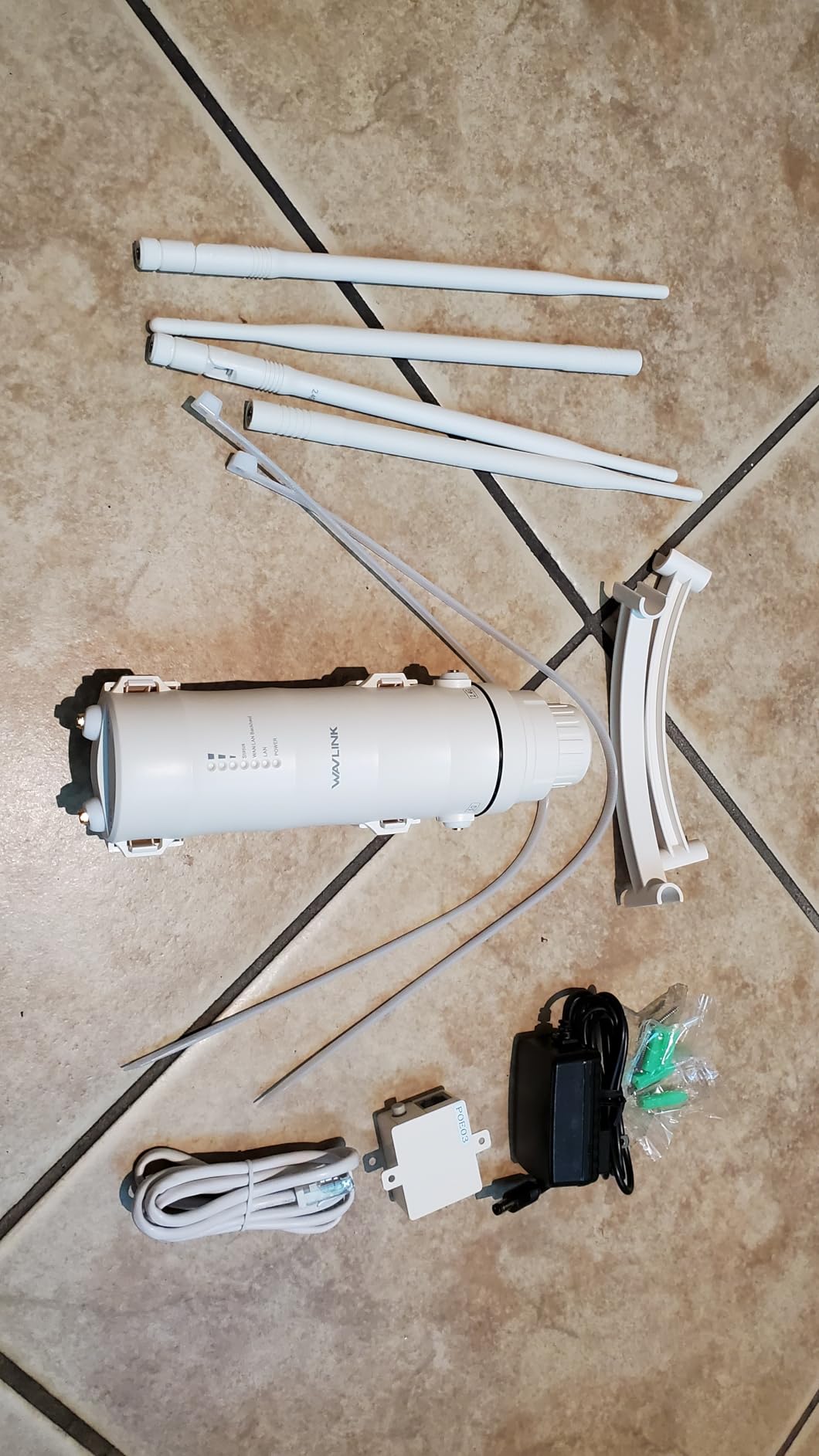 AC1200 Outdoor WiFi Range Extender, WAVLINK Weatherproof Outdoor Access Point with POE, High Power Long Range WiFi Extender Signal Booster, Dual Band 2.4/5GHz, Support WiFi AP/Repeater/Router Mode. customer photo 1
