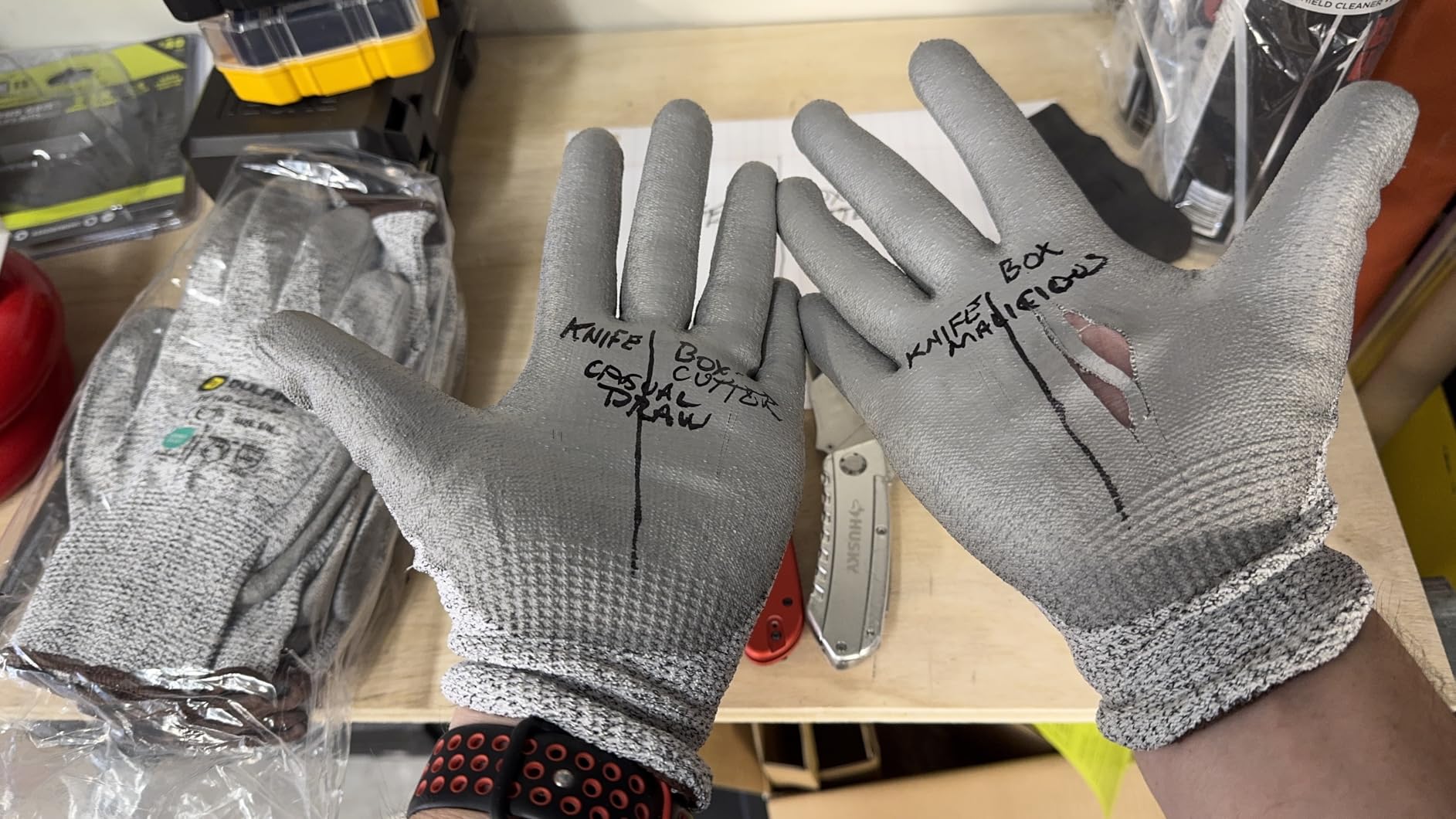 DULFINE ANSI A3 Cut Resistant Work Gloves for Men and Women, PU Coated,Ideal for Woodworking, Glass Cutting, Construction customer photo 2