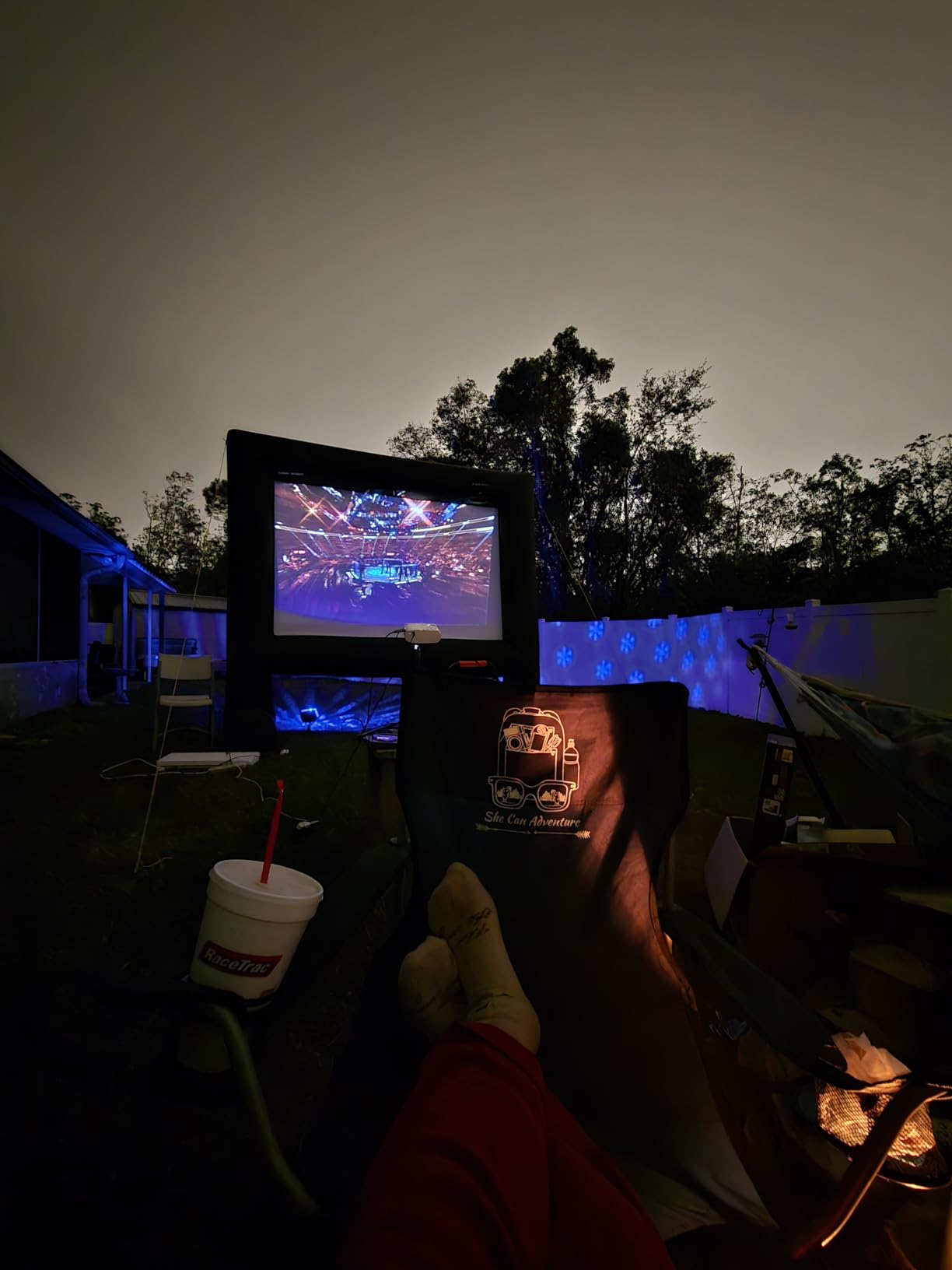 Estgora 14FT Inflatable Movie Screen Outdoor, Blow Up Projector Screen, Inflatable Movie Screen with Air Blower Front & Rear Projection Screens for Outdoor Movie Night Backyard Pool Fun customer photo 1