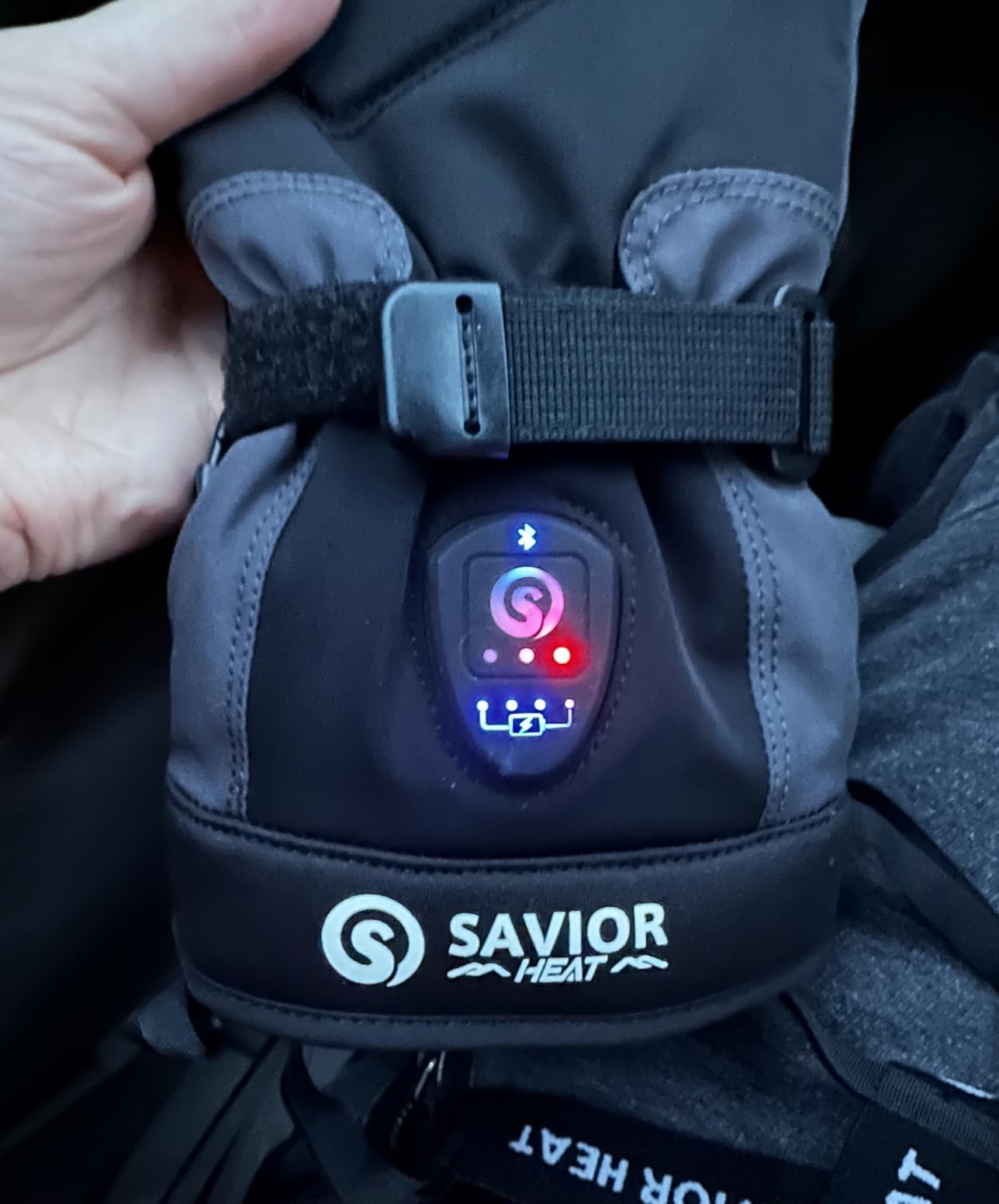 SAVIOR HEAT 3.0 Heated Ski Gloves for Men&Women,7.4V 3000mAh Anti-Freeze Battery, PD Fast Charging&Bluetooth APP Control,Waterproof Goat Leather,3M Thinsulate for Skiing Motorcycle customer photo 1
