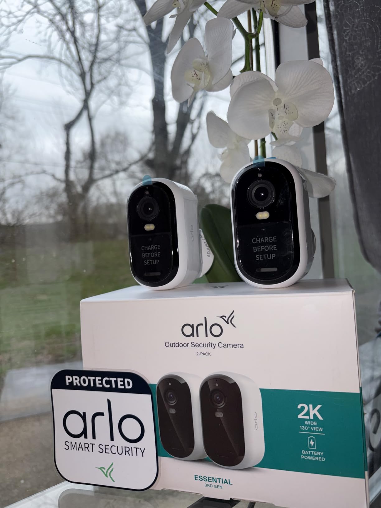 Essential Security Camera Wireless Outdoor 2K (3rd Gen, 2025 Release) - Battery Power, Person Recognition, Package Detection, Animated Preview, 1-Month Trial of Secure Plan, 3 Cam, White customer photo 1