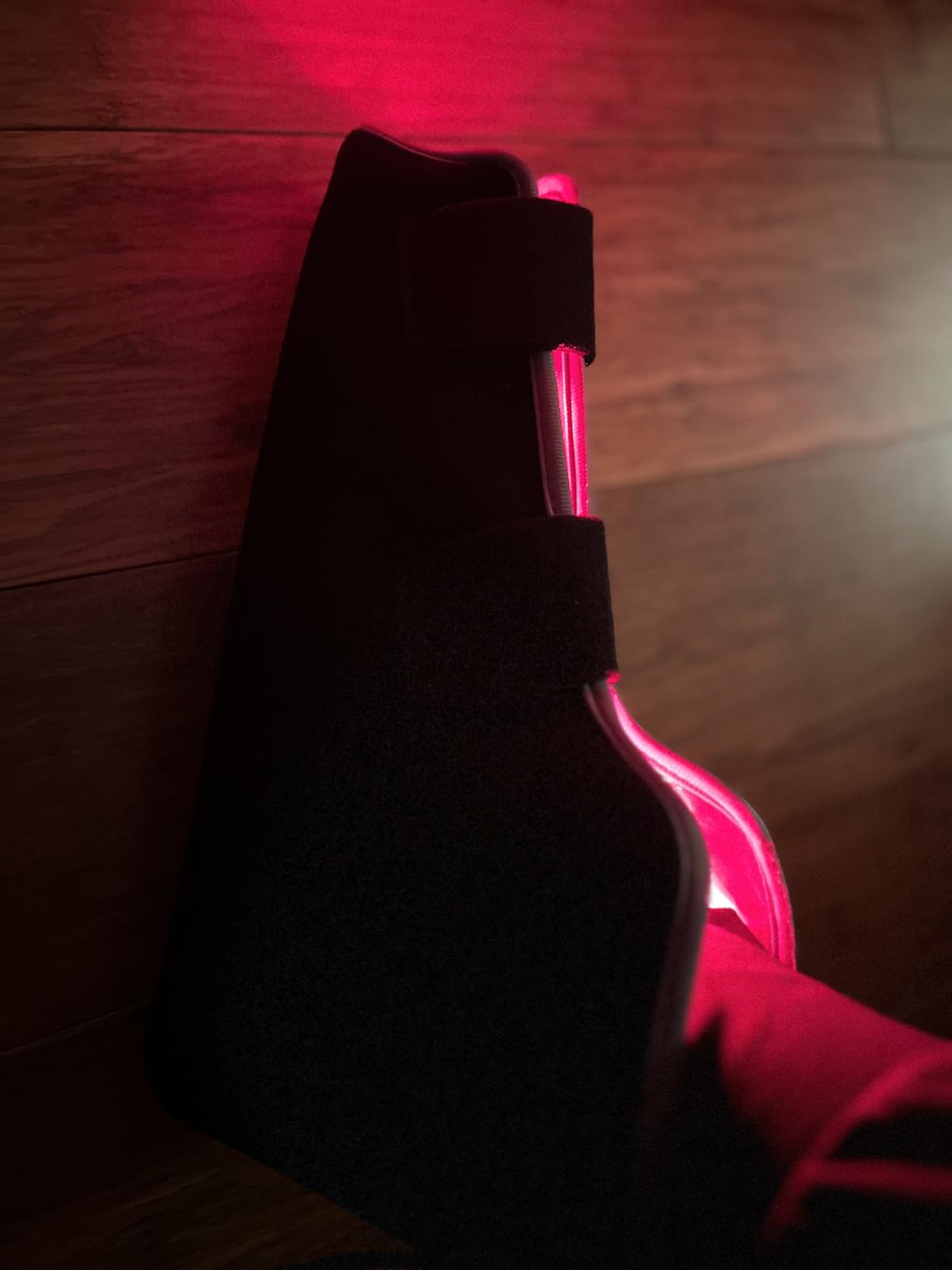 Red Light Therapy for Feet & Ankle, Infrared Light Therapy Foot Wrap with Timer, Comfortable Wearable Red Light Therapy Shoe for Feet Ankle Heel, Up to Foot Size 12. customer photo 1