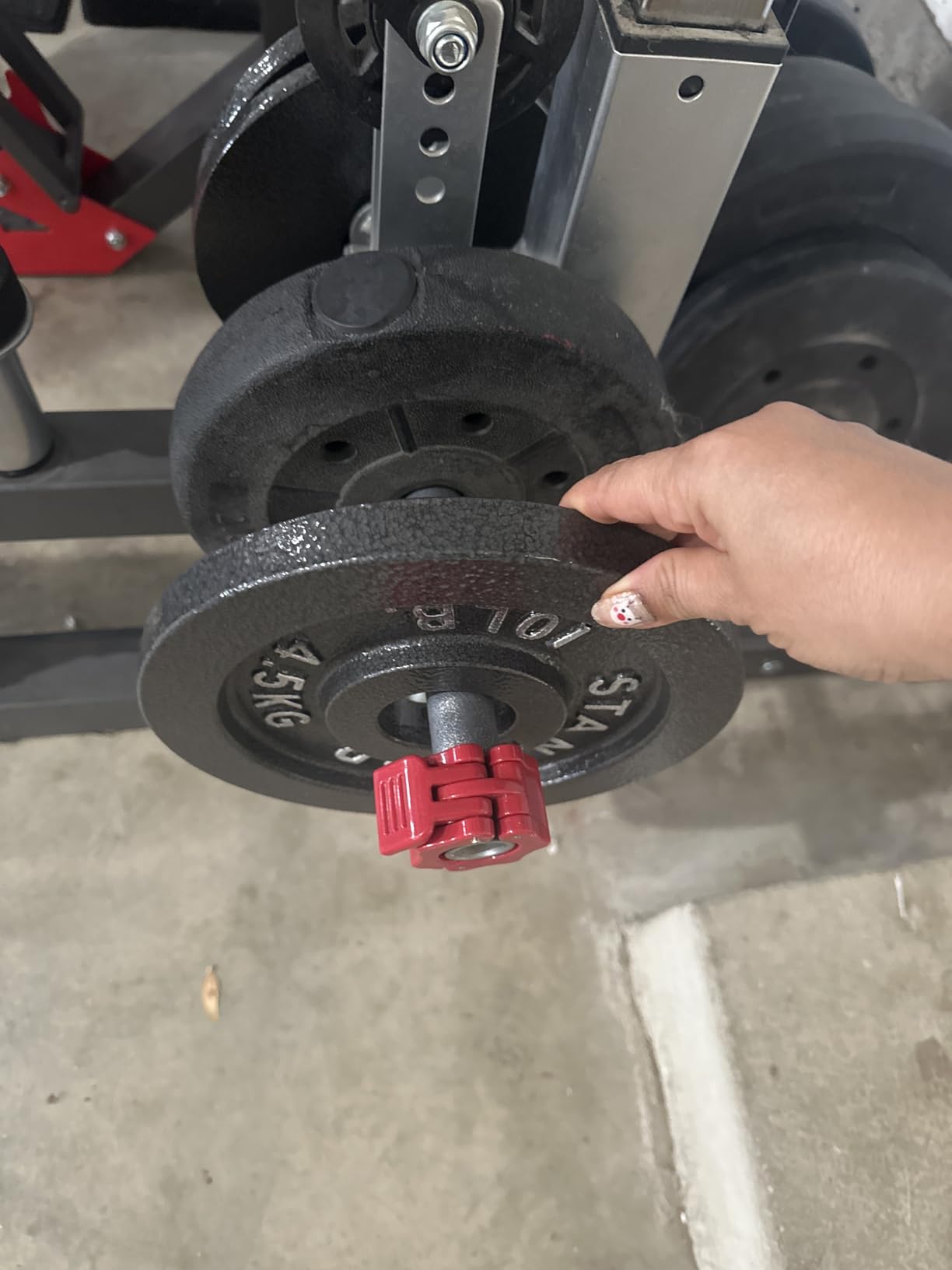 CAP Barbell 2-Inch Olympic Cast Iron Plate Weight Set - Best Traditional Cast Iron Plates customer photo 2