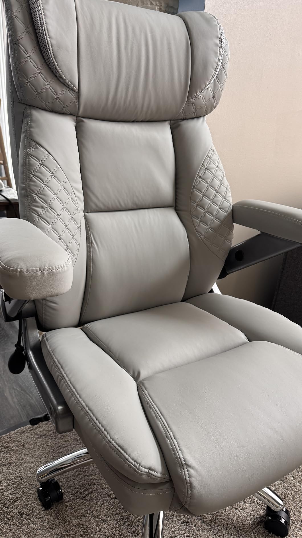 Big and Tall Office Chair, Desk Computer Chair for Heavy People, Oversized Executive Gaming Chair, Extra Wide 500LBS Ergonomic Comfy Office Chair with Adjustable Lumbar Support & 5D Flip Arms customer photo 2