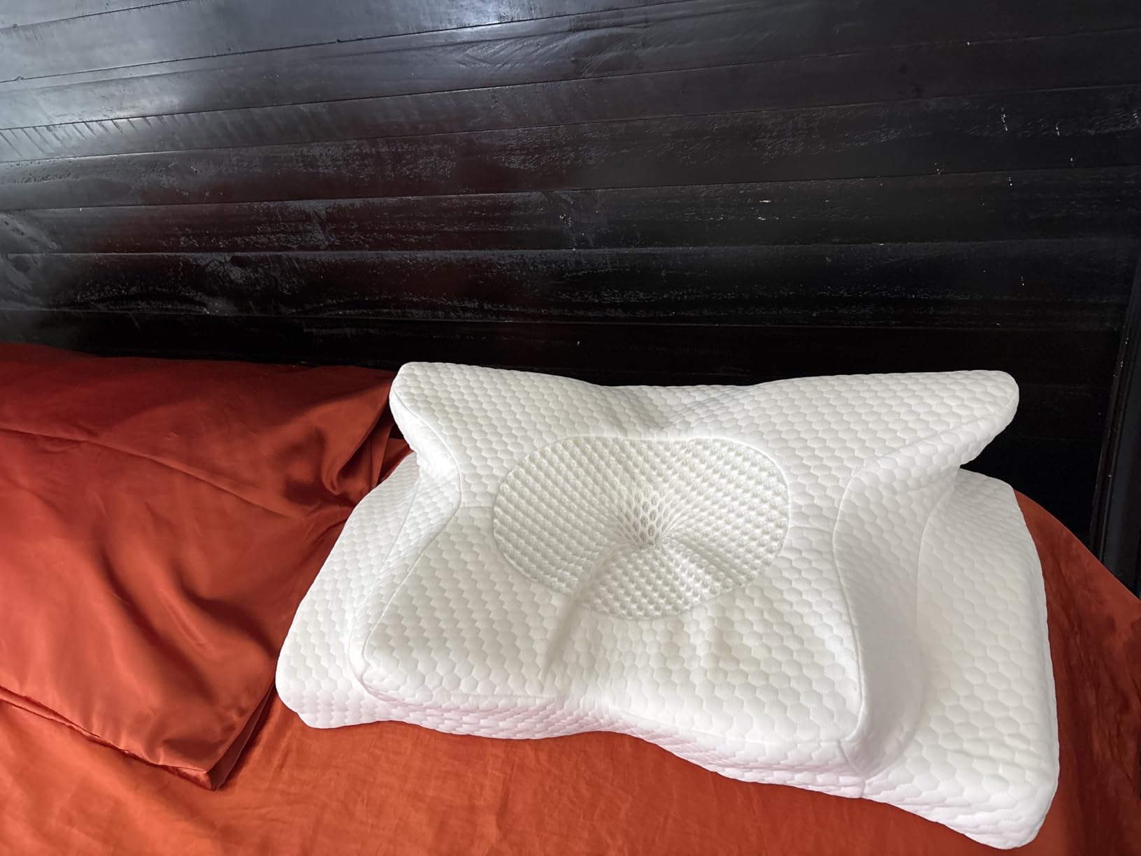 Sleep Doctor Approved Cervical Neck Pillow for Sleeping, Ergonomic Contour Side Sleeper Pillows for Adults, Cooling Orthopedic Pillow for Pain Relief Support, Memory Foam Pillows Back Stomach Sleepers customer photo 2