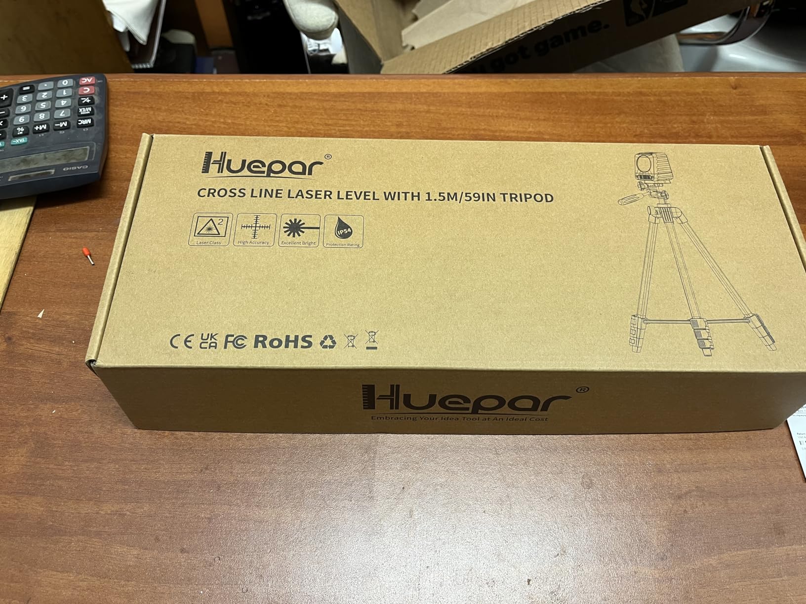 Laser Level with 40in Tripod, Huepar 150°/150Ft Self Leveling Lazer Leveler Tool with Pulse Mode (197Ft), Switchable Green Cross Line for Picture Hanging, Tile, DIY/Construction Project customer photo 1