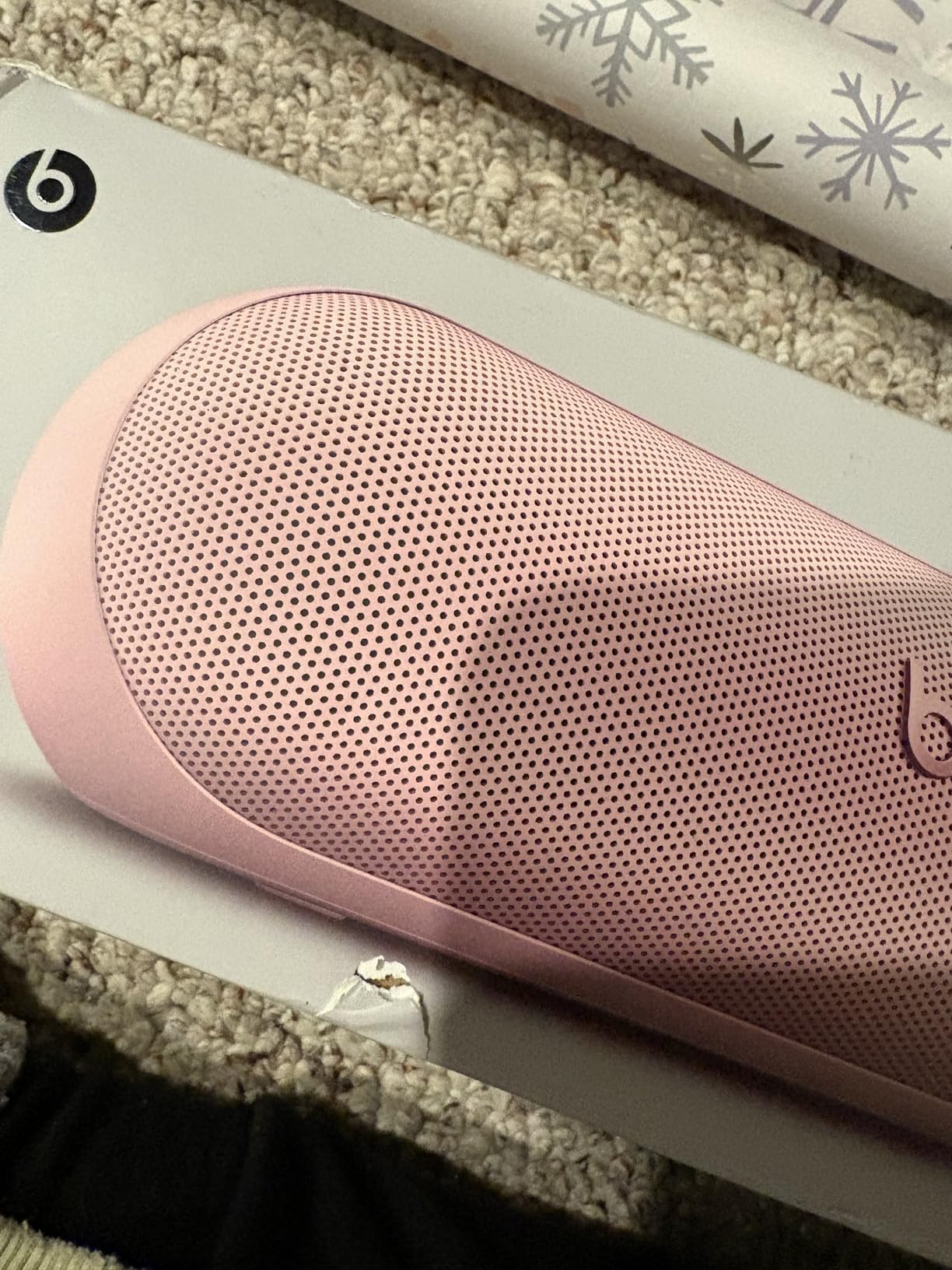 Beats Pill - Bluetooth Speaker and Portable Wireless Charger via USB-C - Up to 24 Hours Battery Life, IP67 Water Resistant, Apple & Android Compatible, Built-in Microphone - Pink (Renewed) customer photo 1