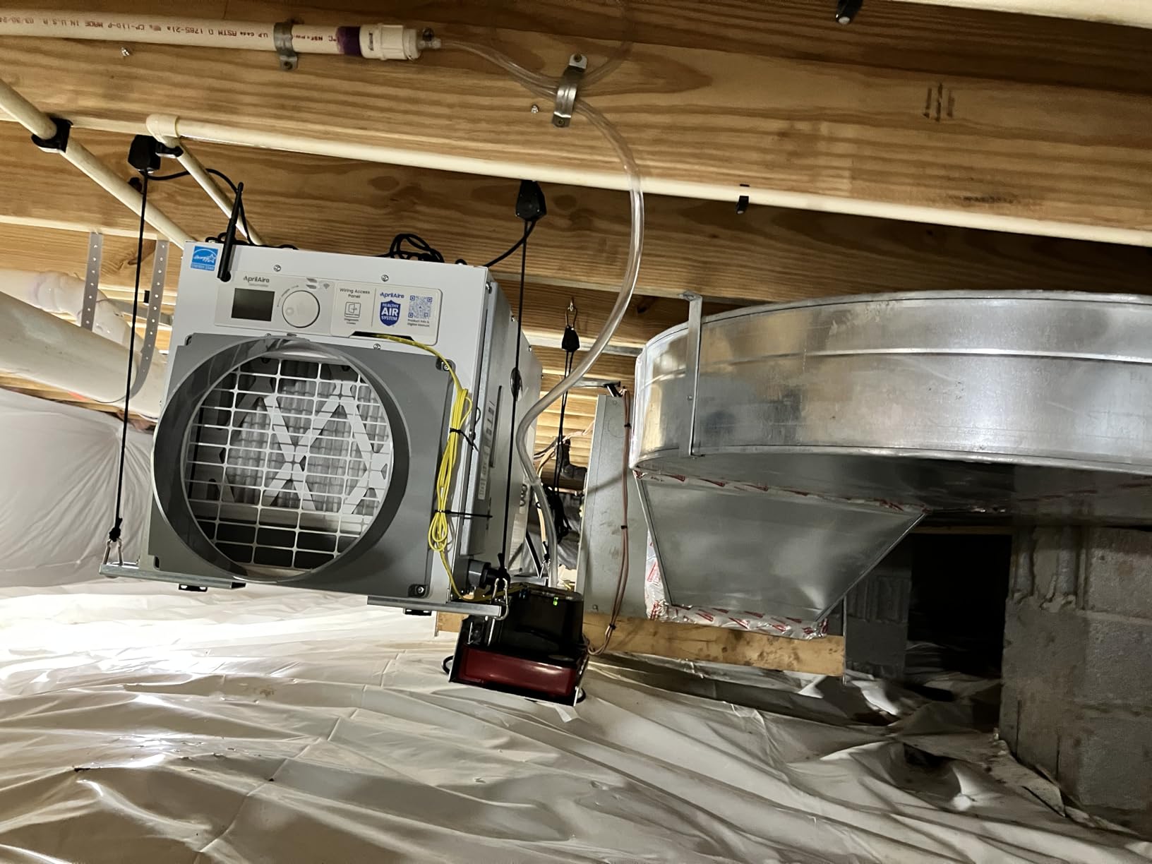 AprilAire E080W Smart Wi-Fi Whole-House Dehumidifier, 80-Pint ENERGY STAR Commercial Dehumidifier for Basement, Crawl Space & Home up to 4,400 Sq.Ft. with Pump, Drain Hose, Hanging Kit, MERV 11 Filter customer photo 2