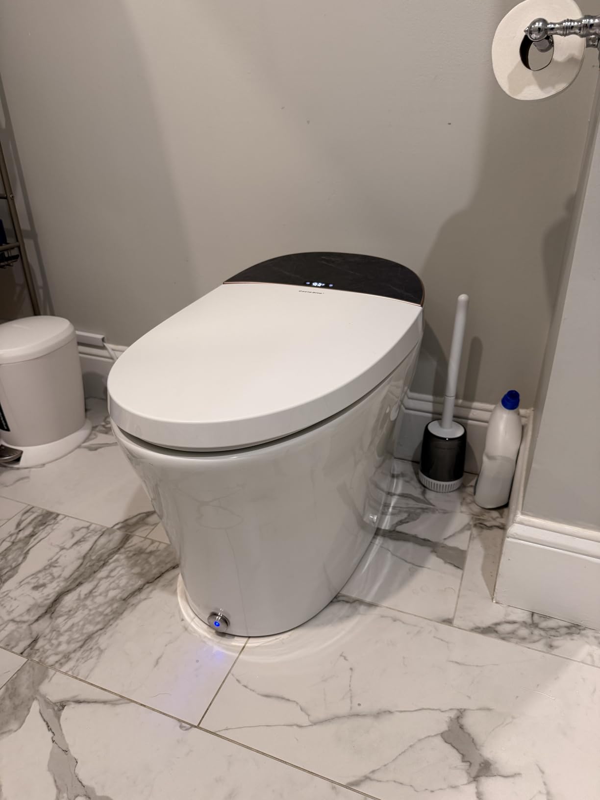 Casta Diva Smart Toilet with Bidet Built in, Auto Open/Close, Foam Shield, 1000g MaP Flush, Heated Seat, Foot Kick & Blackout Flush, Bidet Toilet with Night Light for Bathrooms customer photo 2