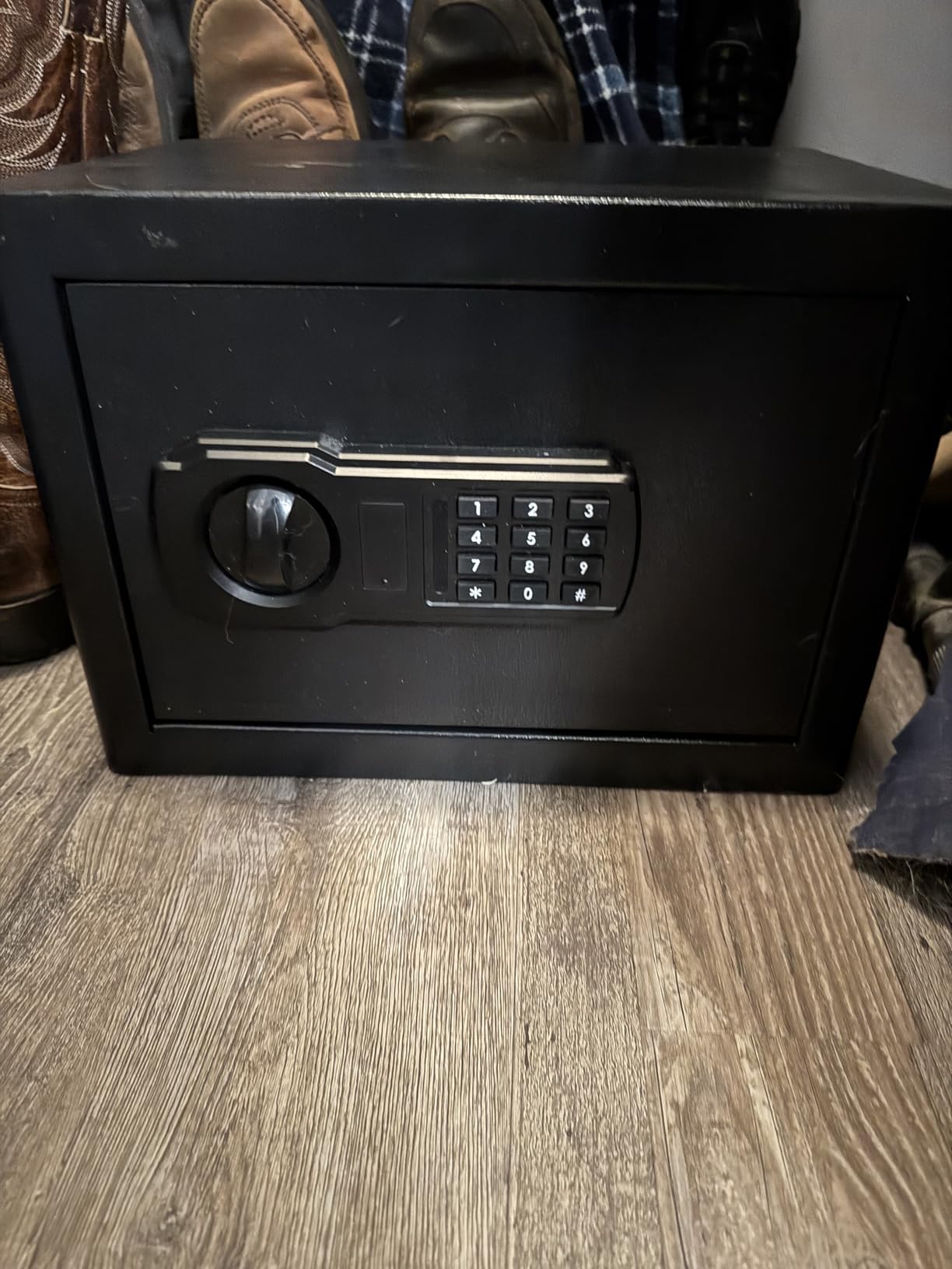 5.1 Cuft Large Safes for Home, Security Digital Fire Safe Box with Programmable Keypad, Spare Keys and Removable Shelf, Anti-Theft Water and Fireproof Document Safe Home for Money Medicine Valuables customer photo 1