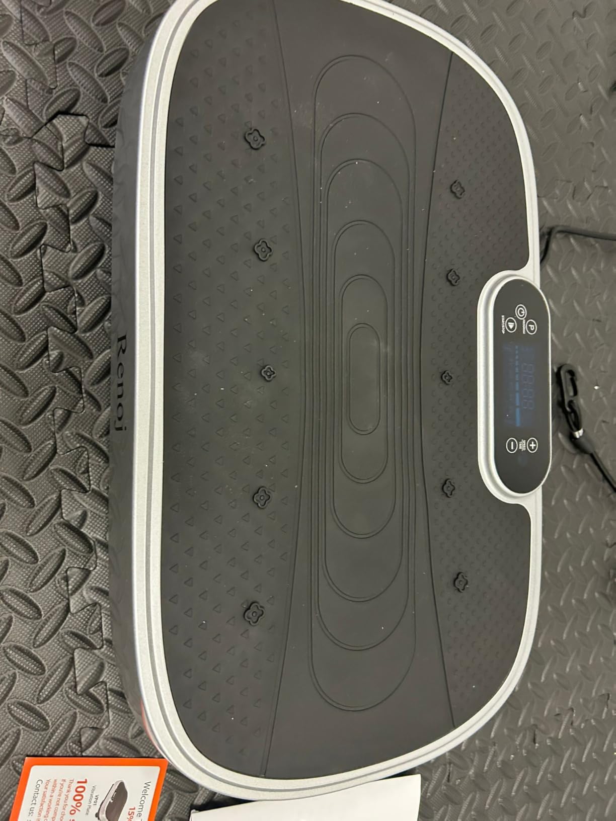 Vibration Plate Exercise Machine for Weight Loss and Lymphatic Drainage - 330lbs Capacity Vibrating Platform for Home Gym Workout, Full Body Shaker Pilates Equipment with Loop Bands for Women and Men customer photo 2