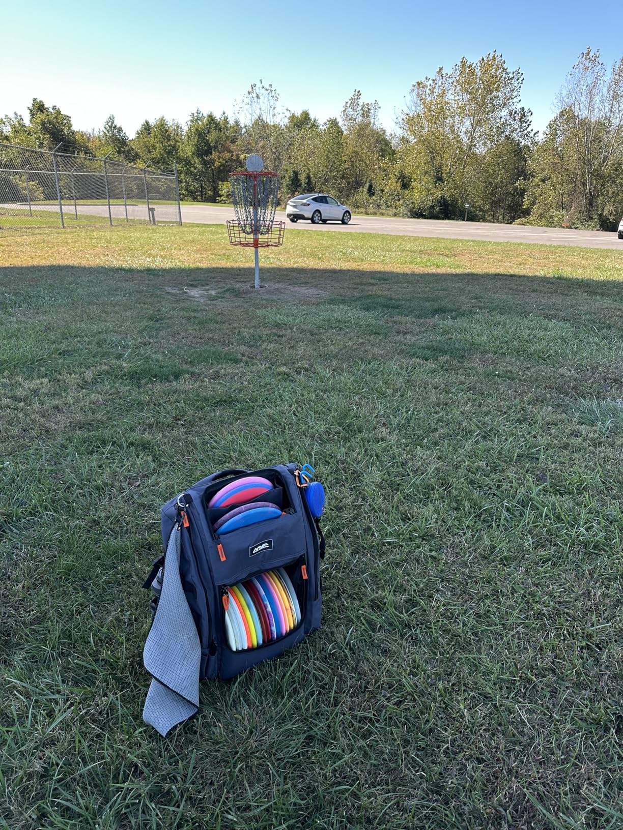 MVP Disc Sports Voyager Lite Backpack Disc Golf Bag (Choose Your Favorite Color) customer photo 2
