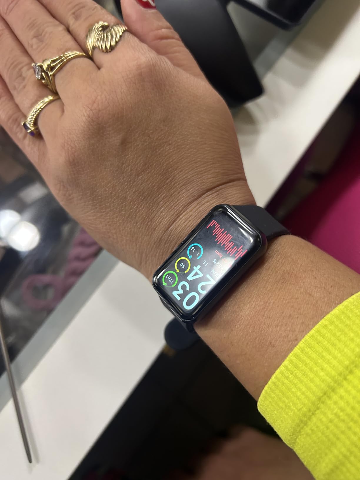 Fitness Smart Trackers with 24/7 Health Monitoring,Heart Rate Sleep Blood Oxygen Monitor/Calorie Steps Counter Pedometer Activity Tracker/Smart Notifications for Men Women customer photo 2