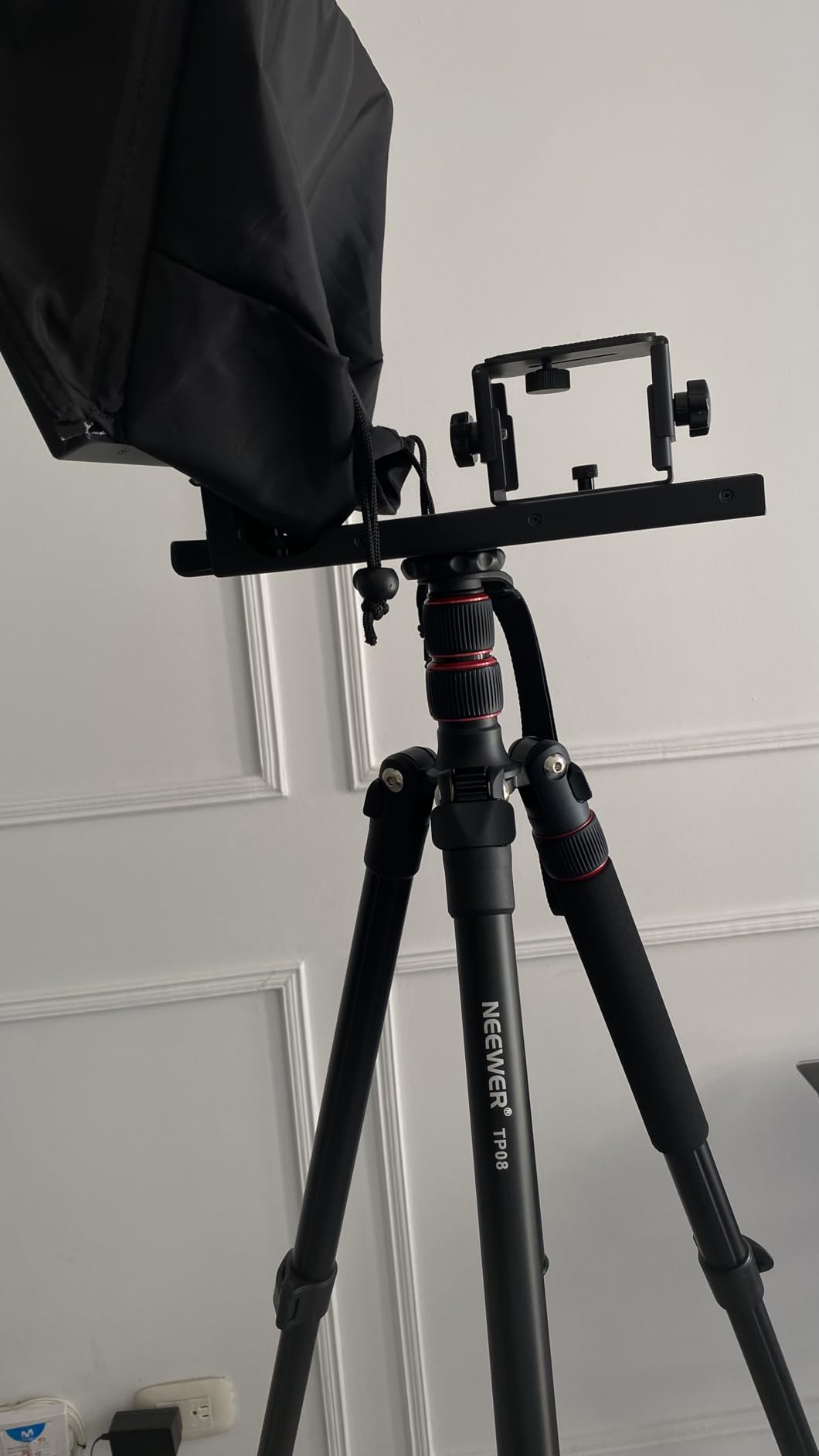 NEEWER Basics Carbon Fiber Travel Tripod Monopod, 64