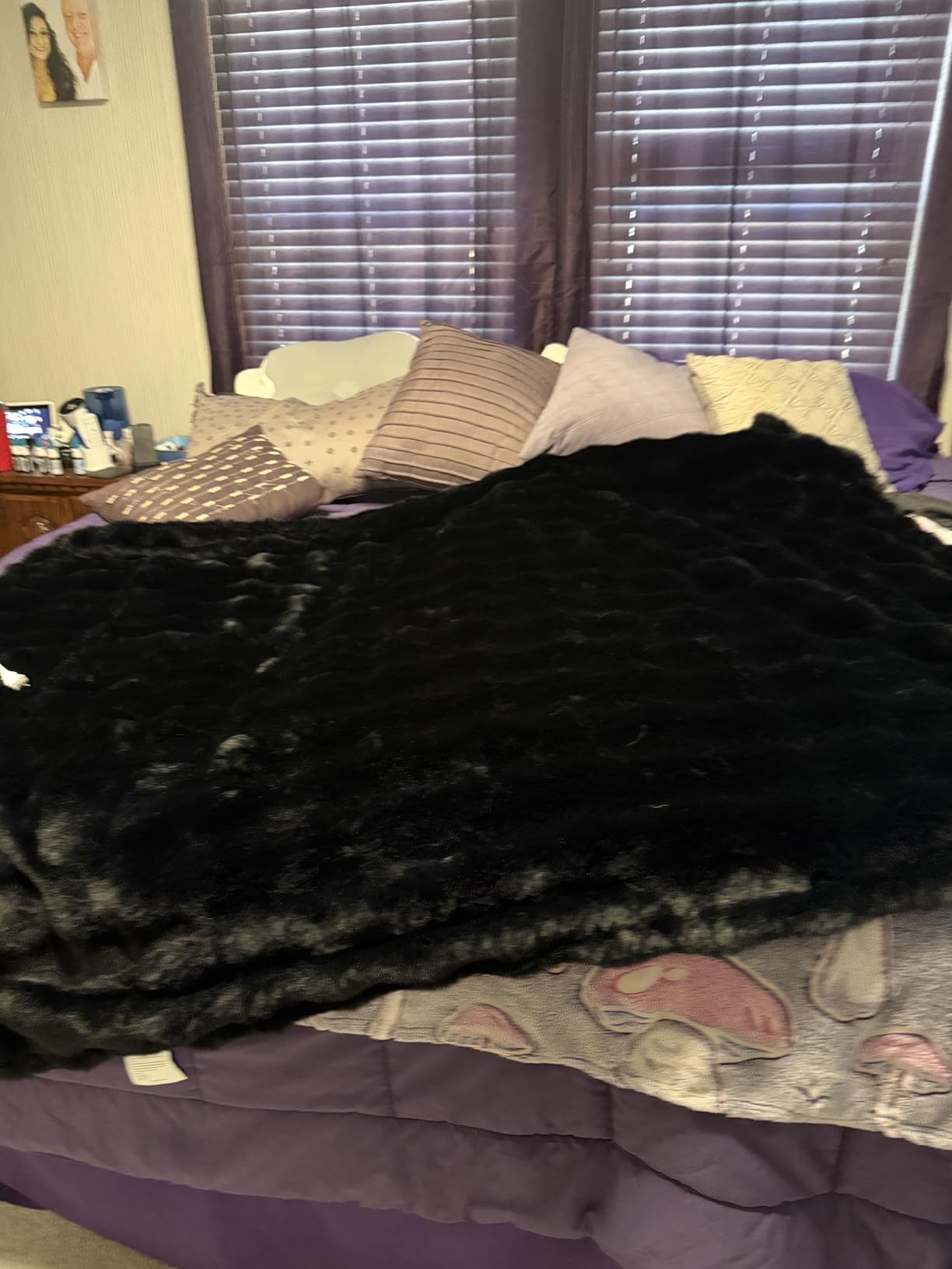 IUUI Electric Heated Blanket Throw 50''x60'',Luxury Faux Rabbit Fur Heating Throw Blankets,Fast Heating with 1/2/4/6/8/10 Hours,Overheat Protection, Quick Heating, Memory Function, Gift-Ready Design customer photo 2