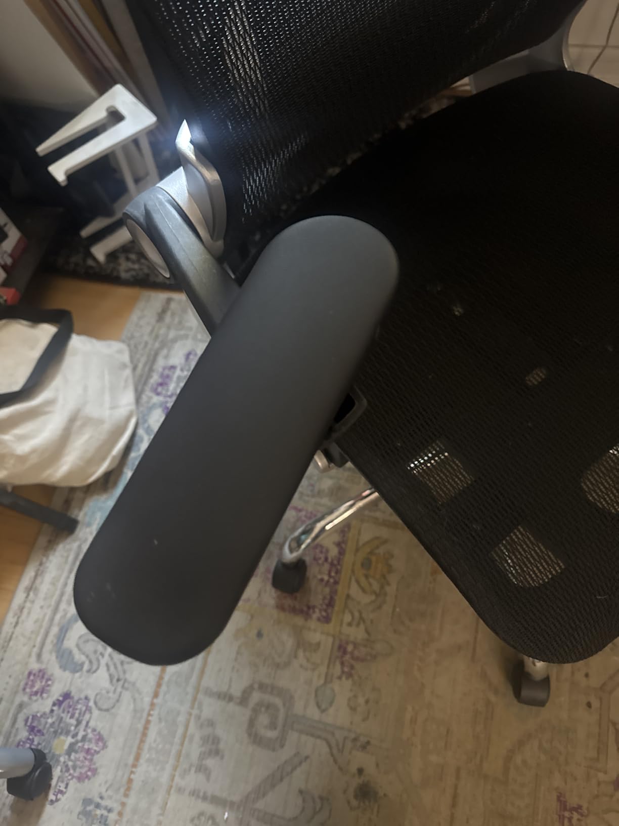 Ergonomic Office Chair, Mesh Seat Cushion with 3D Armrests and 3D Headrest, Adjustable Lumbar Support with 90-120 Degree Rocking Function, Black customer photo 1