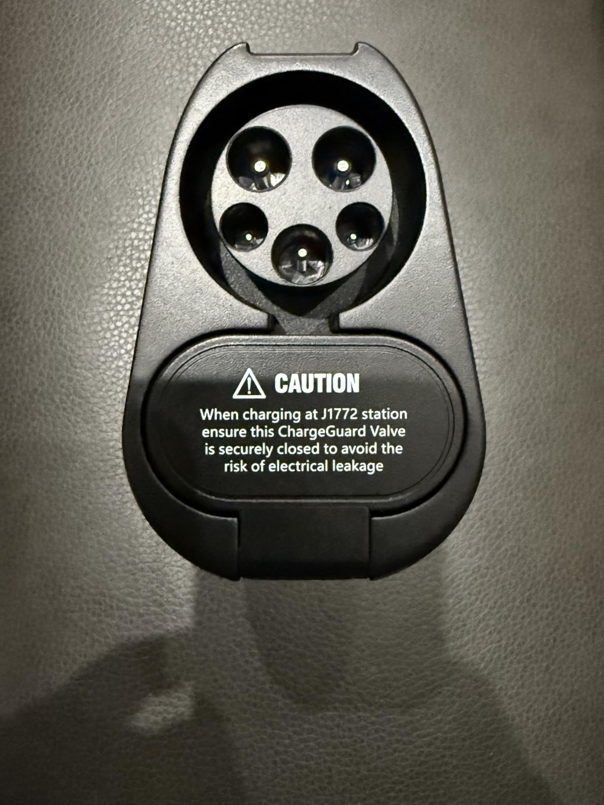 Aurisyn 2-in-1 CCS1 to Tesla & J1772 to NACS Adapter, 250kW 500V Fast Charging for Tesla Model 3/Y/X/S/Cybertruck, Compatible with ChargePoint/EVgo/Electrify America, CCS & J1772 Charging Stations customer photo 1
